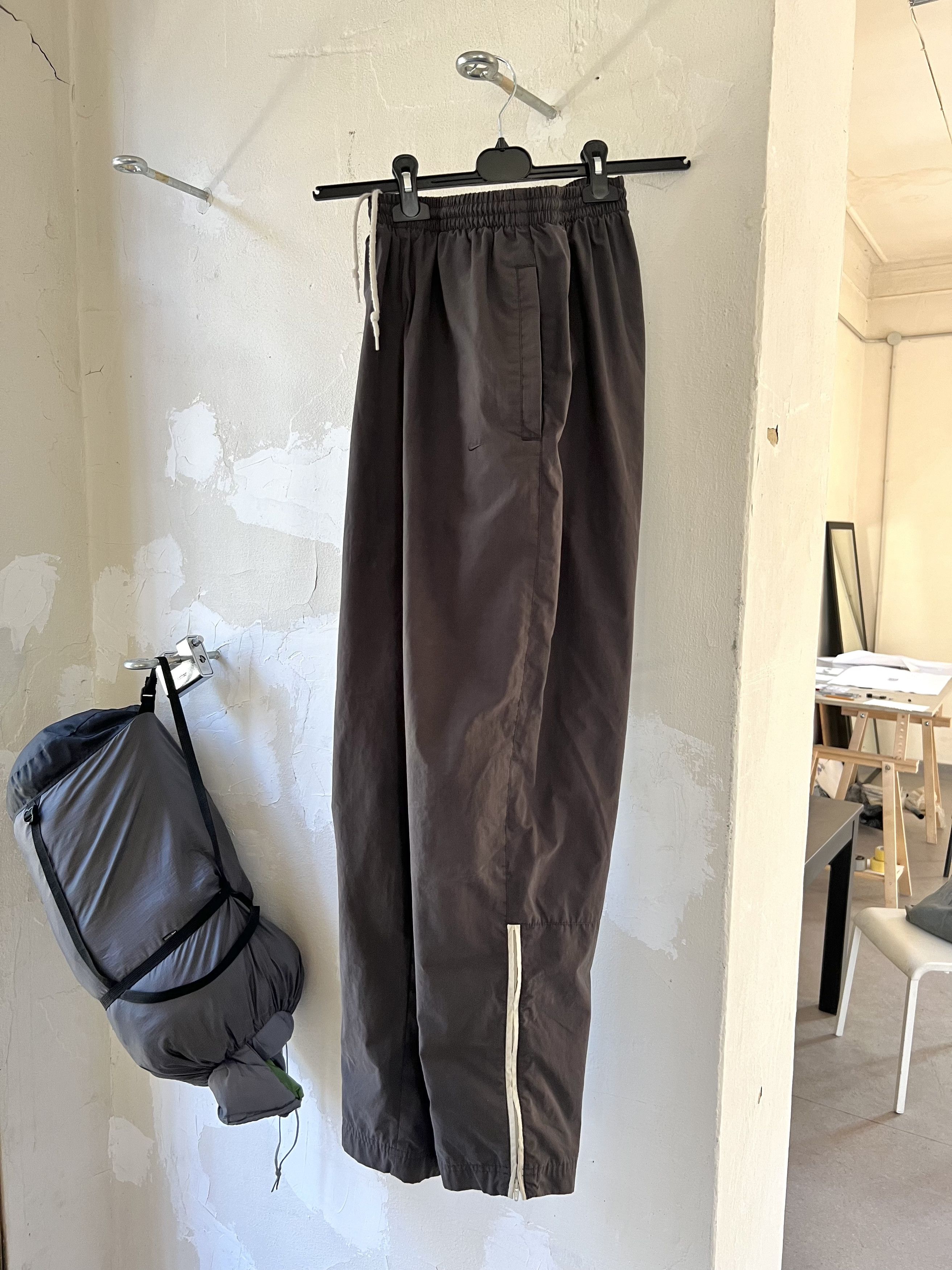 Nike Nike Symmetric Minimal Baggie Vintage Sport Nylon Pants Size US 32 / EU 48 - 6 Thumbnail