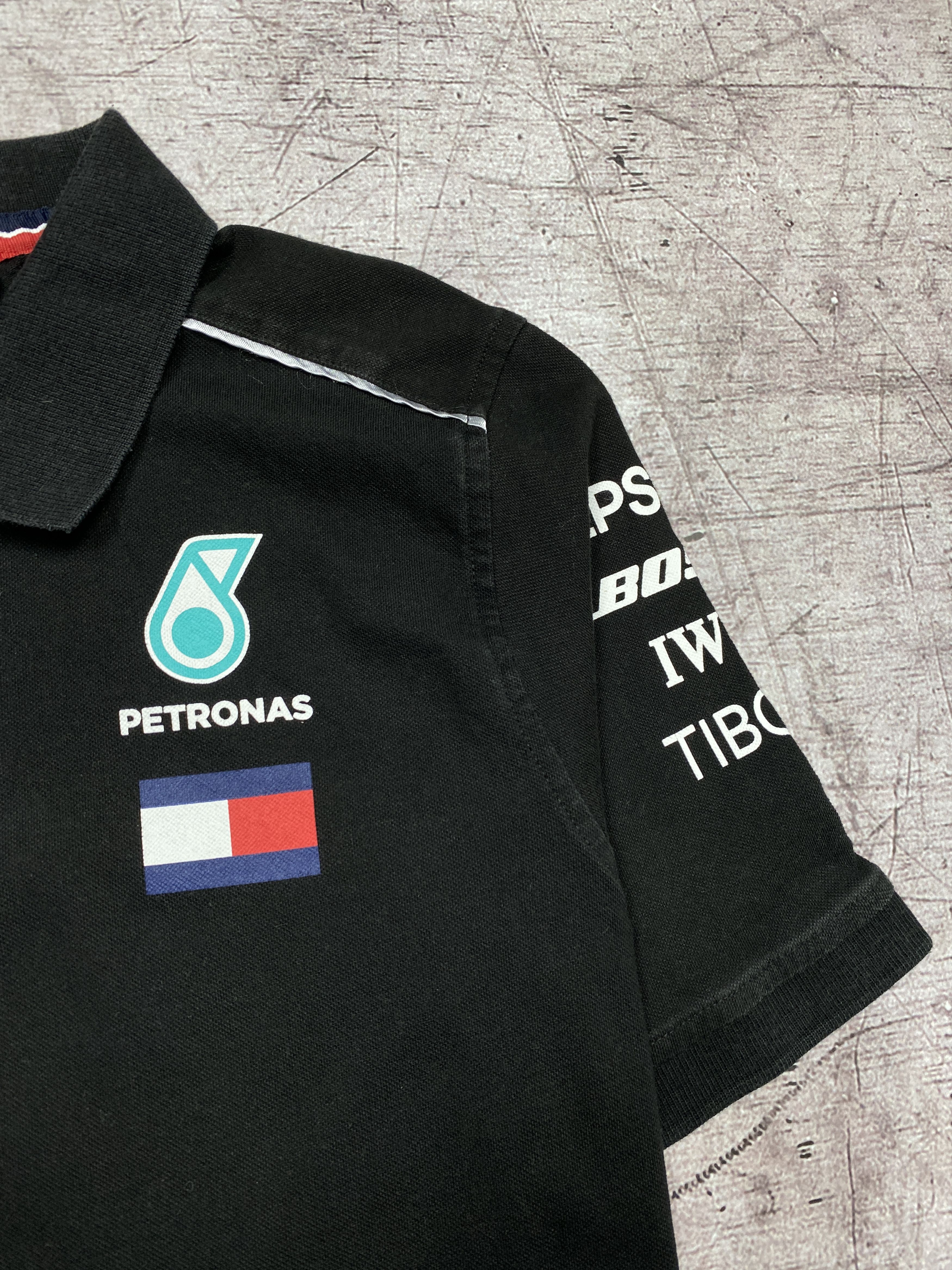Formula 1 Mercedes Benz Amg Tommy Hilfiger Petronas Team Polo Shirt Size US S / EU 44-46 / 1 - 5 Thumbnail