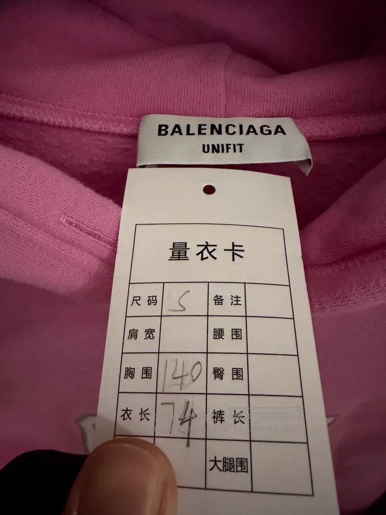 Balenciaga Balenciaga Pink Letter Logo Hooded Sweatshirt Size US S / EU 44-46 / 1 - 3 Thumbnail