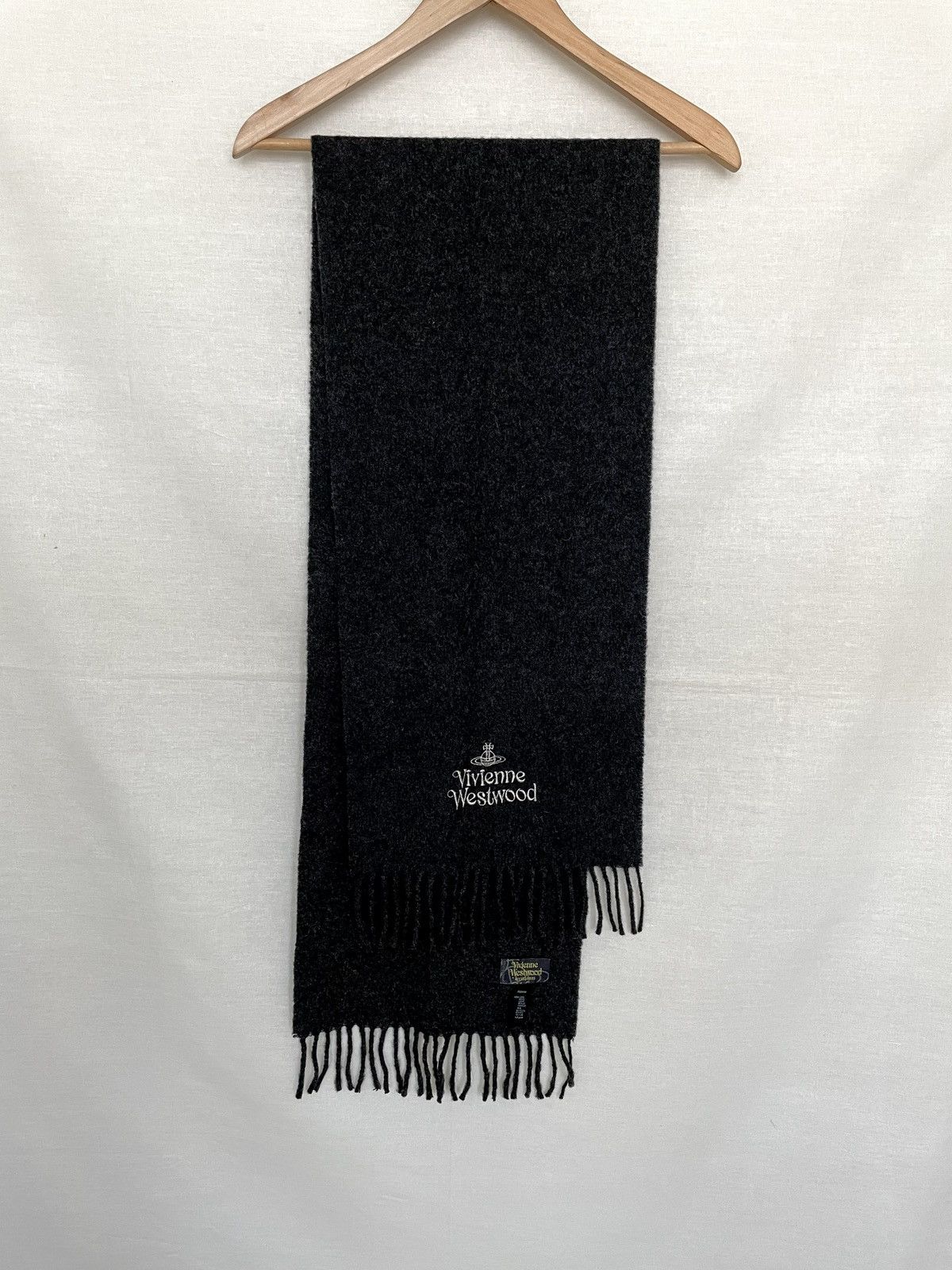 Vivienne Westwood Vivienne Westwood Wool Scarf Charcoal Gray Italy Size ONE SIZE - 2 Thumbnail