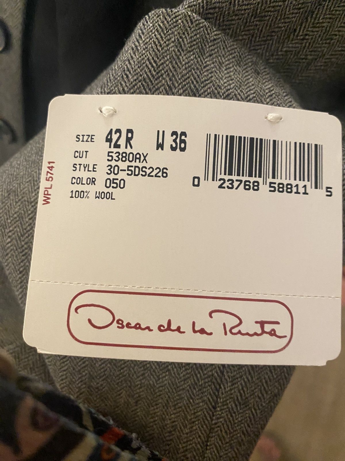 Oscar De La Renta 3 piece men’s suit 42R 36W taupe brown wool NWT Size 42R - 9 Thumbnail
