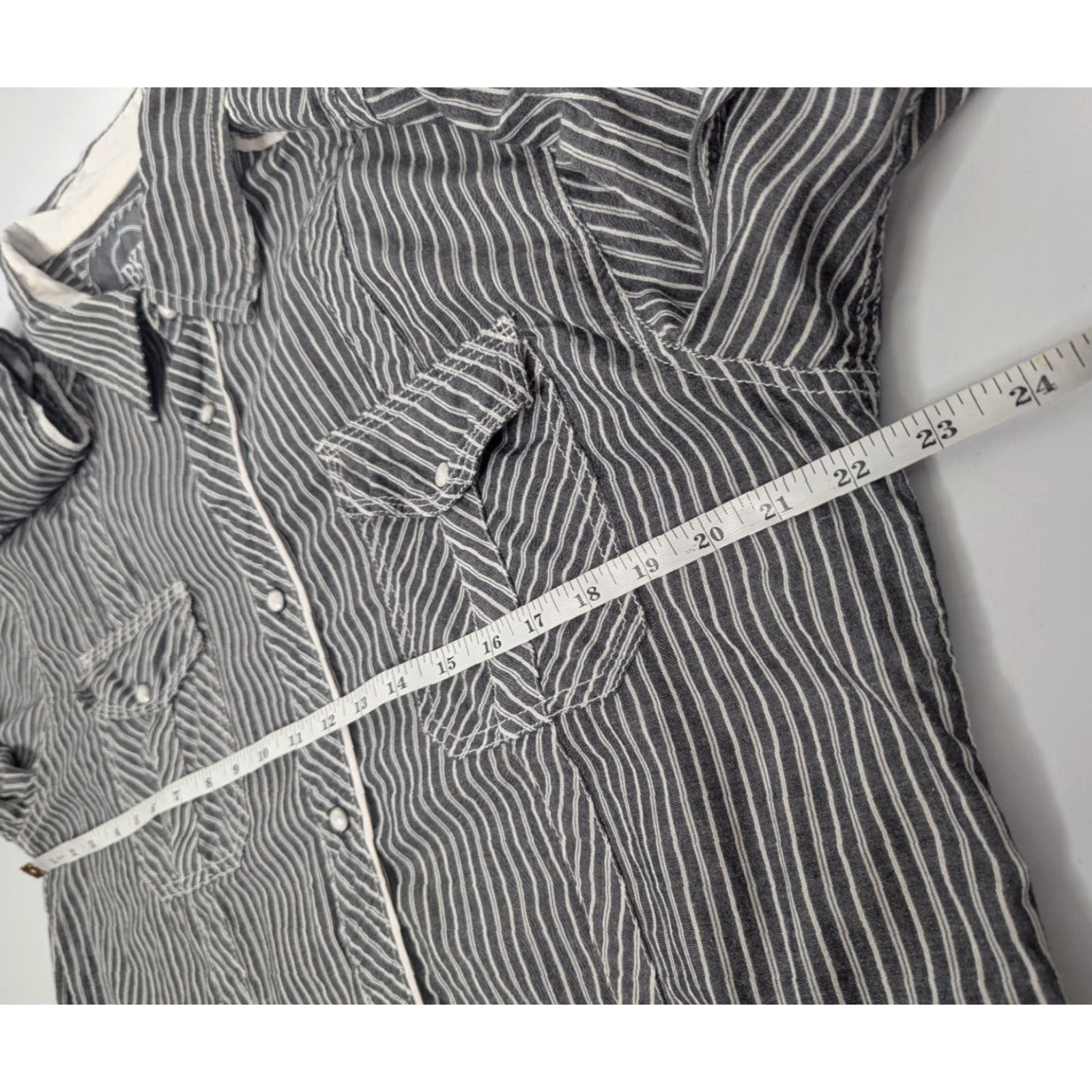BKE BKE Gray White Stripe Slim Fit Pearl Snap Western Long Sleeve Shirt Size 2XL Men Size US XXL / EU 58 / 5 - 6 Thumbnail