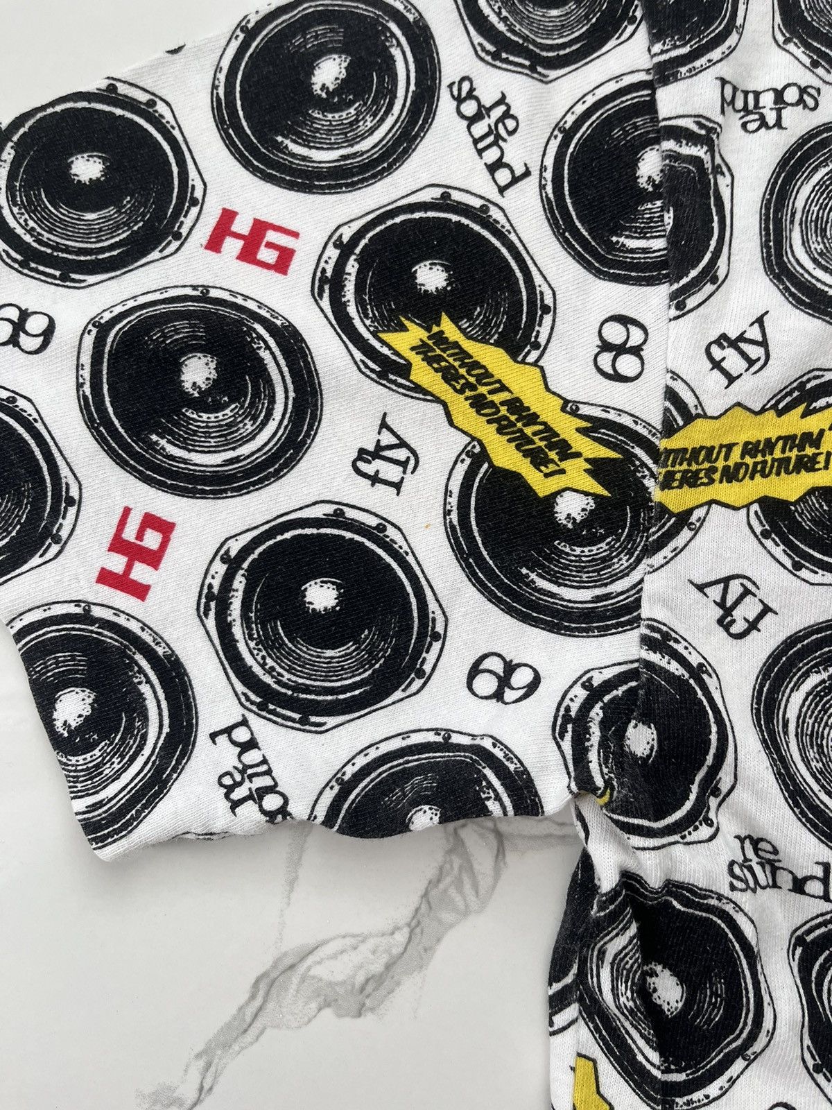 Hysteric Glamour HYSTERIC GLAMOUR RESOUND RARE MONOGRAM TEE Y2K VINTAGE Size US S / EU 44-46 / 1 - 5 Thumbnail
