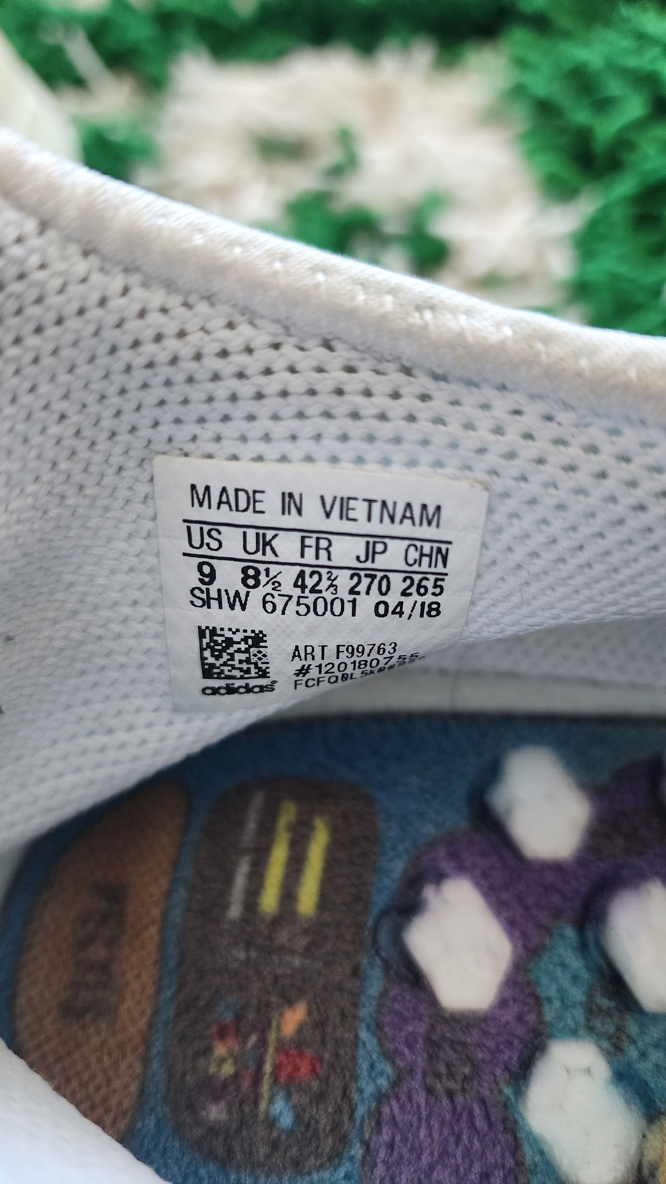 Adidas × Pharrell Pharrell x NMD Hu China Peace Pack Size US 9 / EU 42 - 7 Thumbnail