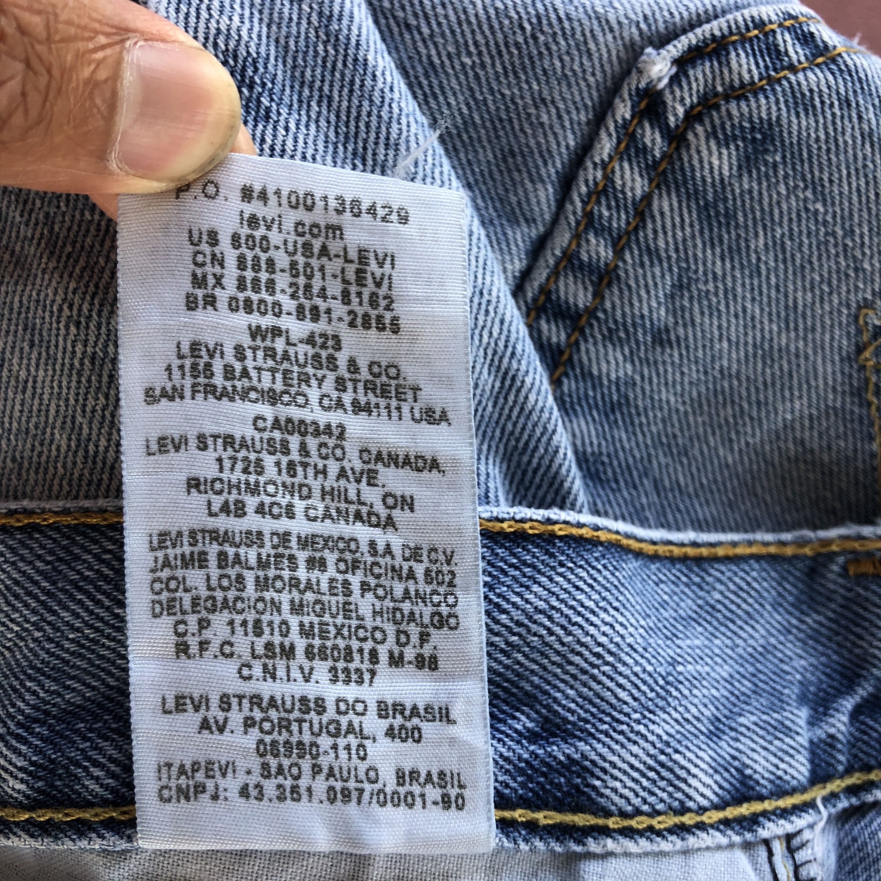 Levi's Vintage Levis 550 Faded Jeans Levi's 550 Light Wash Denim Size US 32 / EU 48 - 10 Thumbnail