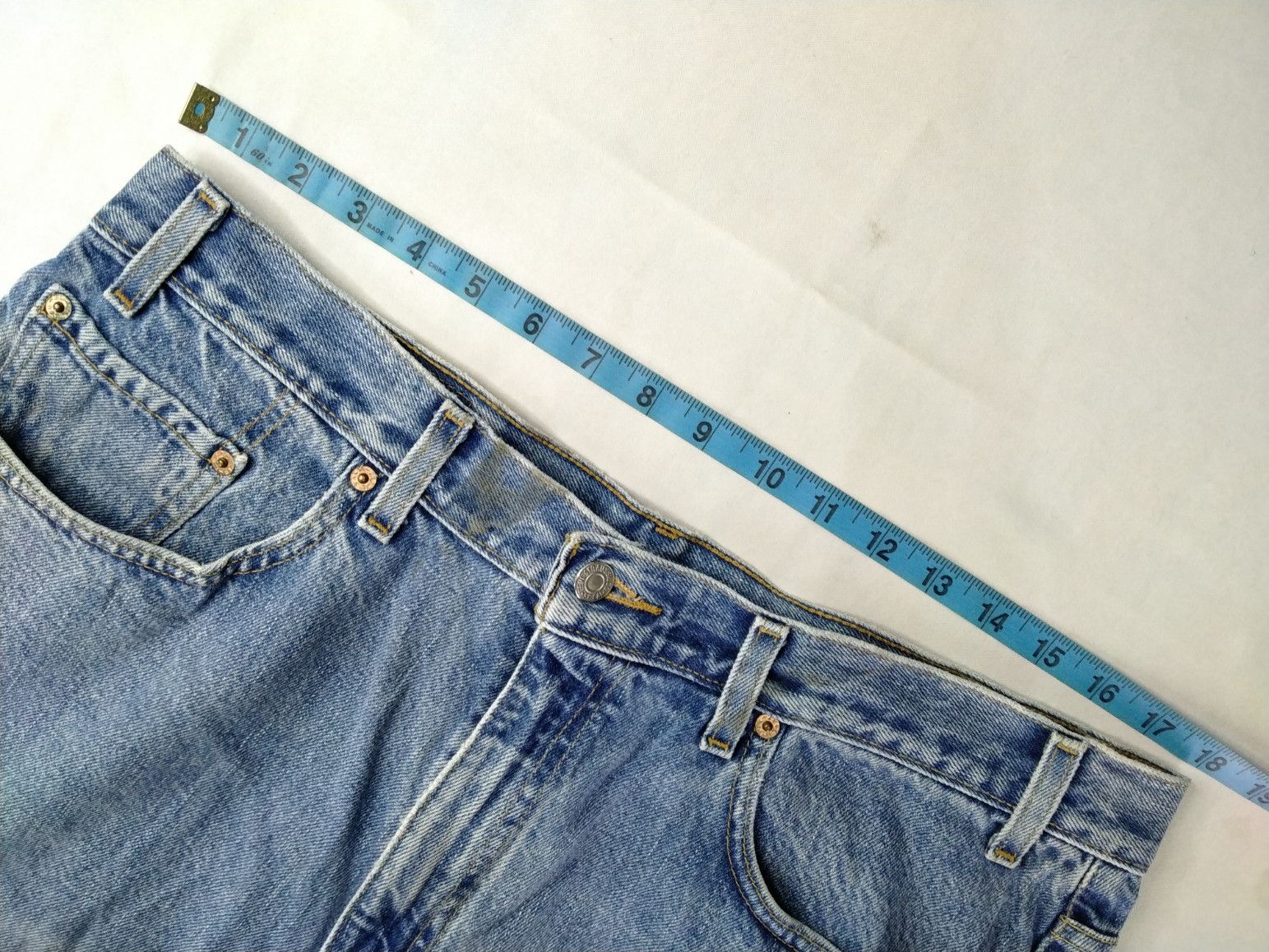 Levi's Blue Wash Vintage Levi's 550 Jeans 36x29.5 Denim -JN848 Size US 36 / EU 52 - 6 Thumbnail