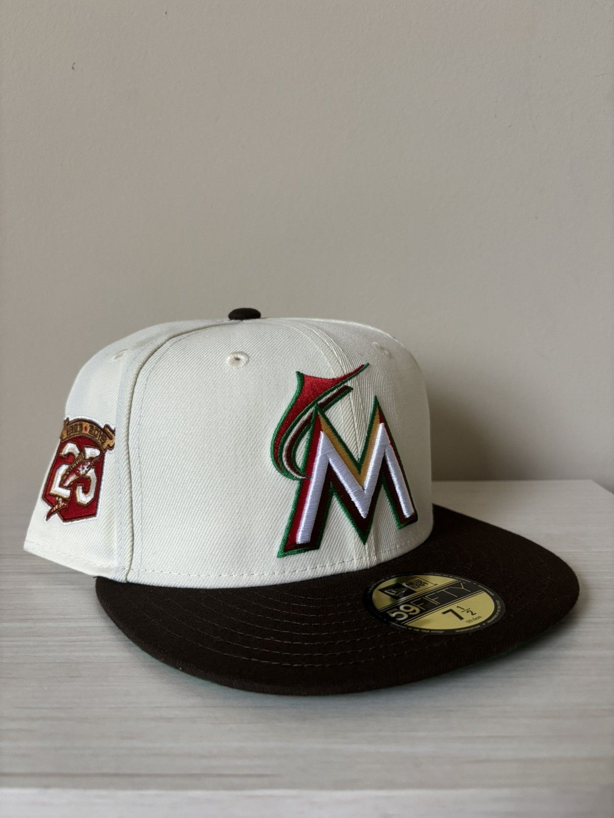 Hat Club Marlins Fitted Size 7 1/2 Burger Pack HatClub Size ONE SIZE - 1 Thumbnail