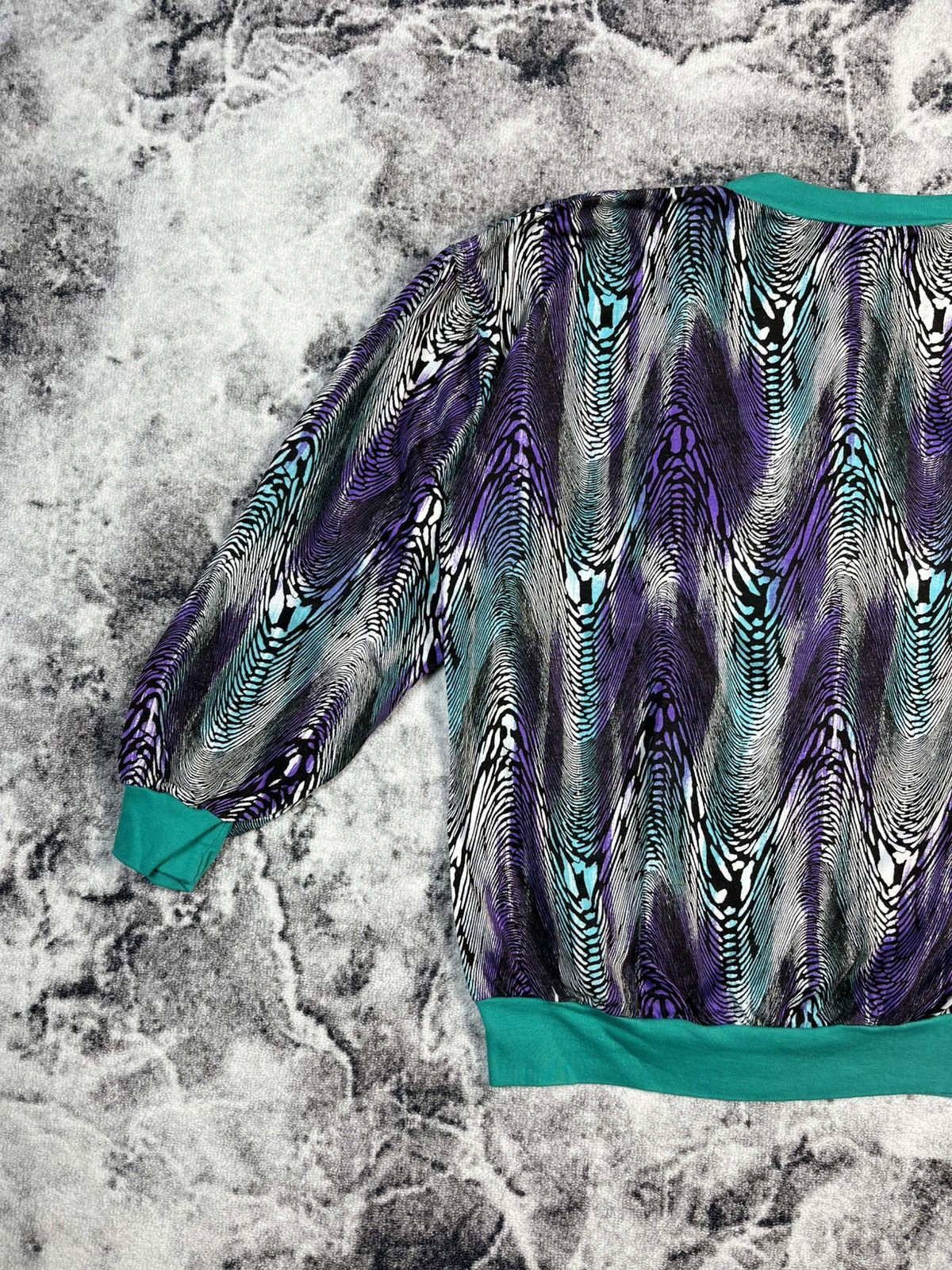 Vintage Vintage West Germany Abstract Sweatshirt Cotton Size 50 Size US L / EU 52-54 / 3 - 9 Thumbnail