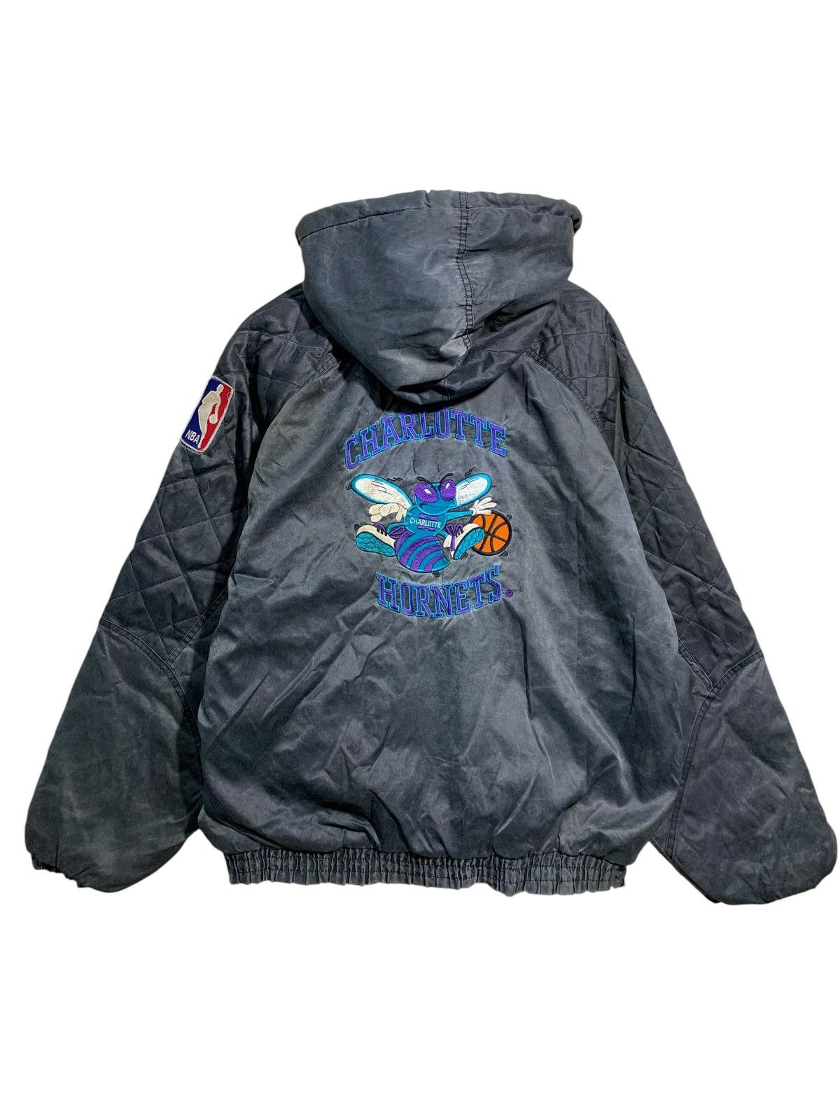 NBA 🔥VTG CHARLOTTE HORNETS NBA HOODIE JACKETS Size US L / EU 52-54 / 3 - 1 Thumbnail