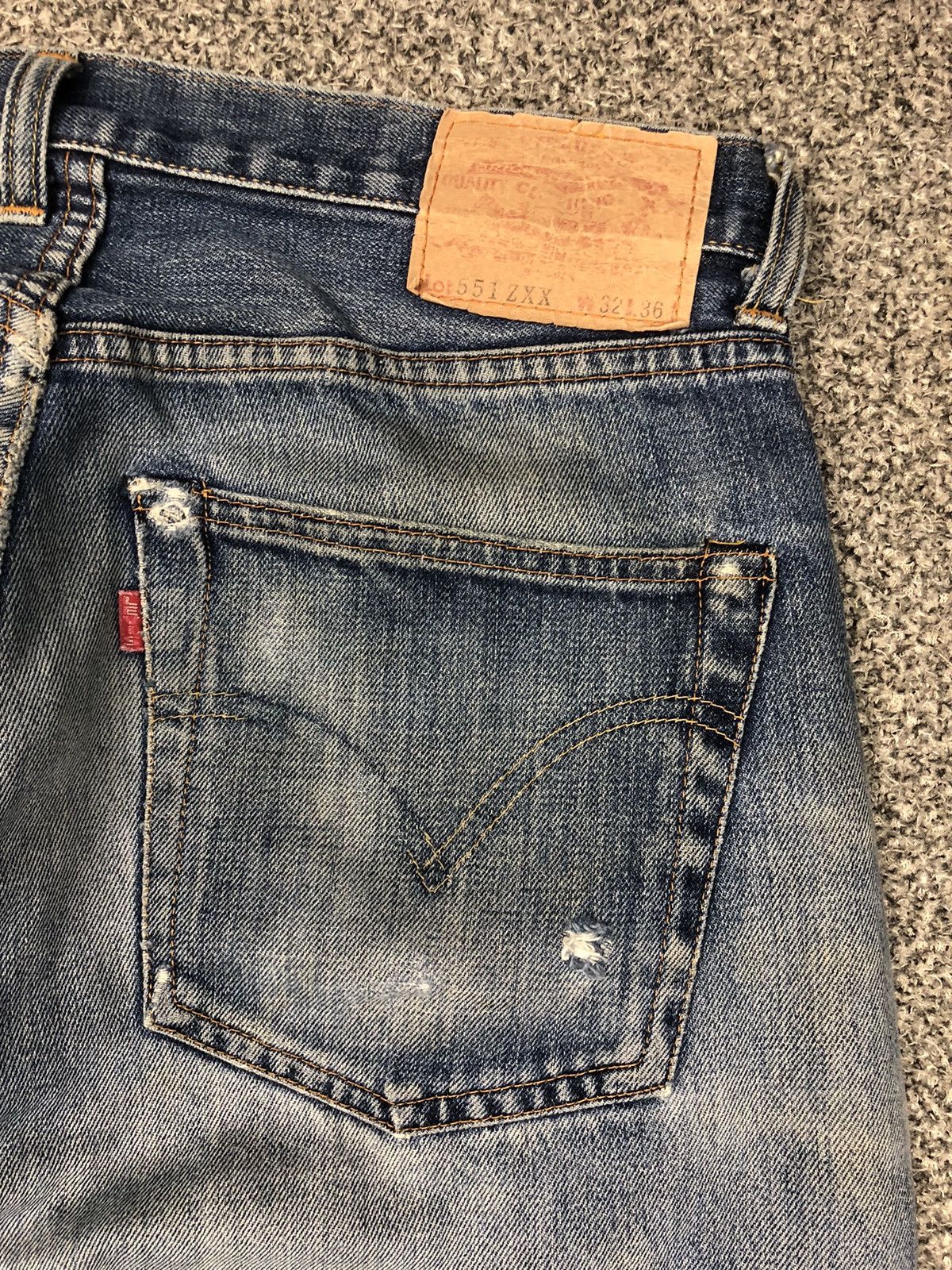 Japanese Brand × Levi's × Vintage Vintage 90s Distressed Levis 551 ZXX Salvage Jeans Size US 32 / EU 48 - 14 Thumbnail