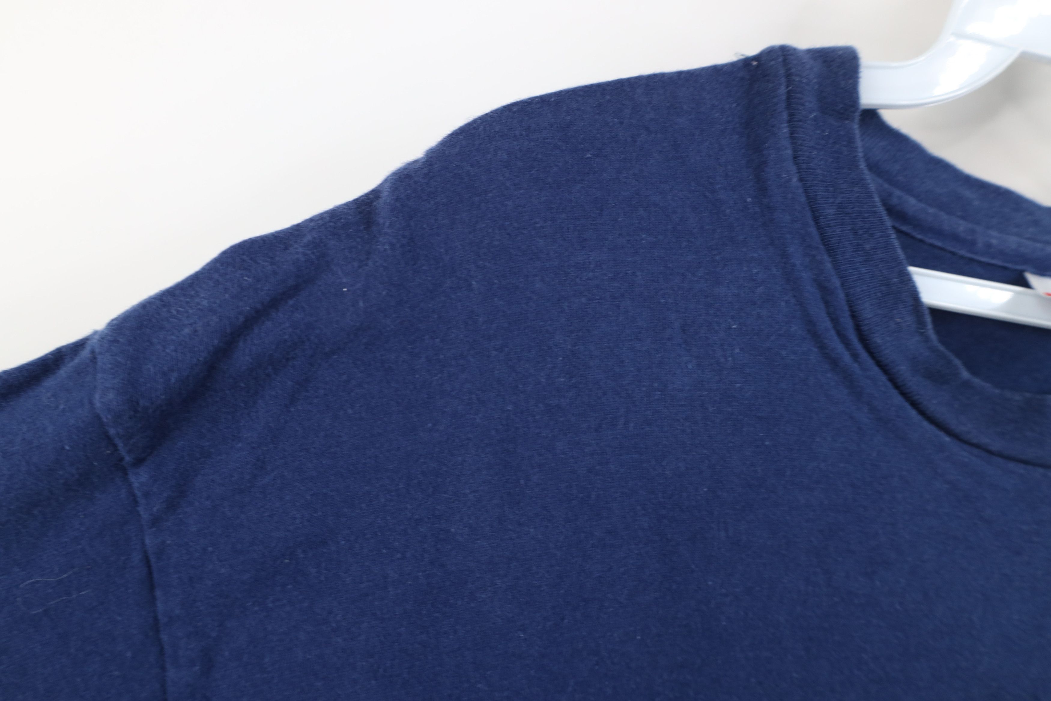 American Eagle Outfitters Vintage 90s American Eagle Outfitters Flag T-Shirt Blue USA Size US L / EU 52-54 / 3 - 7 Thumbnail