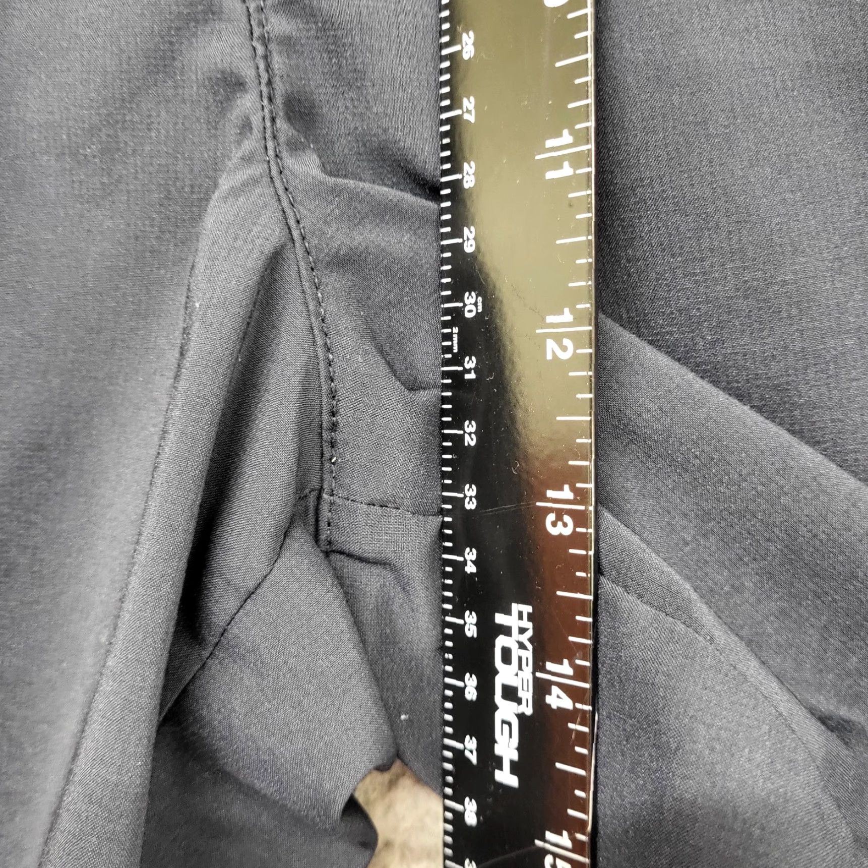 Chaps CHAPS Golf Shorts Men's Size 38 Cargo Pockets Logo Navy Blue Golf Hiking Walking Size US 38 / EU 54 - 4 Thumbnail
