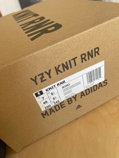 Adidas × Kanye West Yeezy Knit Runner Size US 7 / EU 40 - 9 Thumbnail