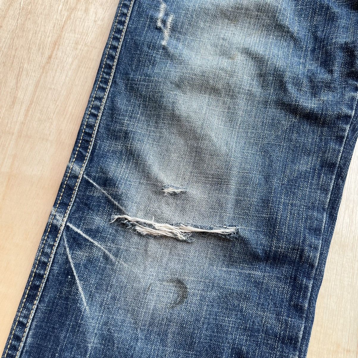 Japanese Brand RED PEPPER DISTRESSED DENIM JAPANESE BRAND CLASSIC WEAR HG Size US 34 / EU 50 - 3 Thumbnail