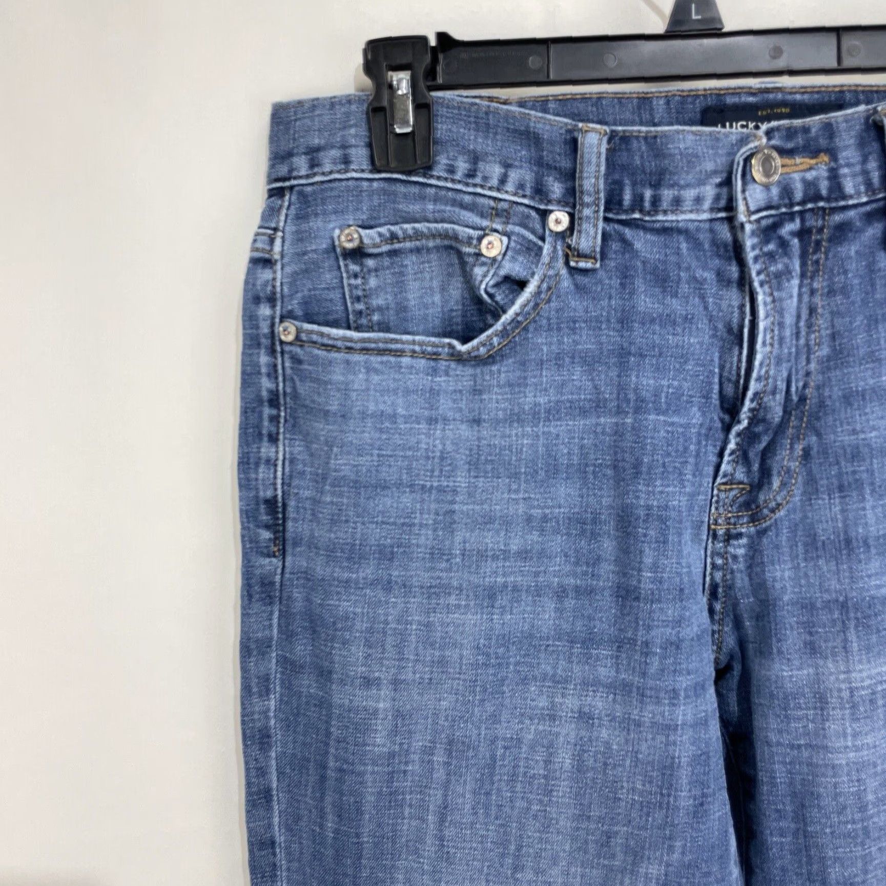 Lucky Brand Lucky Brand Mens Jeans 221 Original Straight Denim 34x30 Medium Blue Wash Casual 5-Pocket Zipper Fly Regular Rise Mens Jeans Size US 34 / EU 50 - 2 Thumbnail