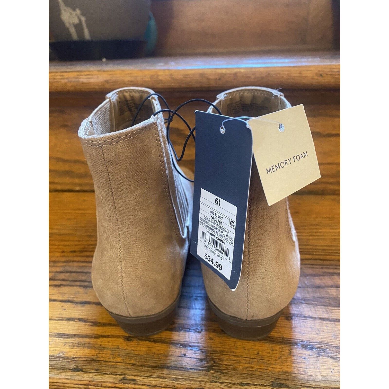 Other NWT Universal Thread Boots Memory Foam Women’s 6.5M $35 Size US 6.5 / IT 36.5 - 3 Thumbnail