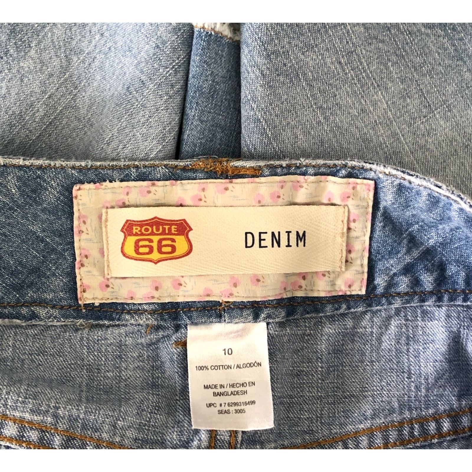 Denime VINTAGE Blue jean mini Skirt 10 fringe Light denim 32” Waist Pockets 90s Y2K Boho Hippie Women Skirt Mens? Size 32" / US 10 / IT 46 - 3 Thumbnail