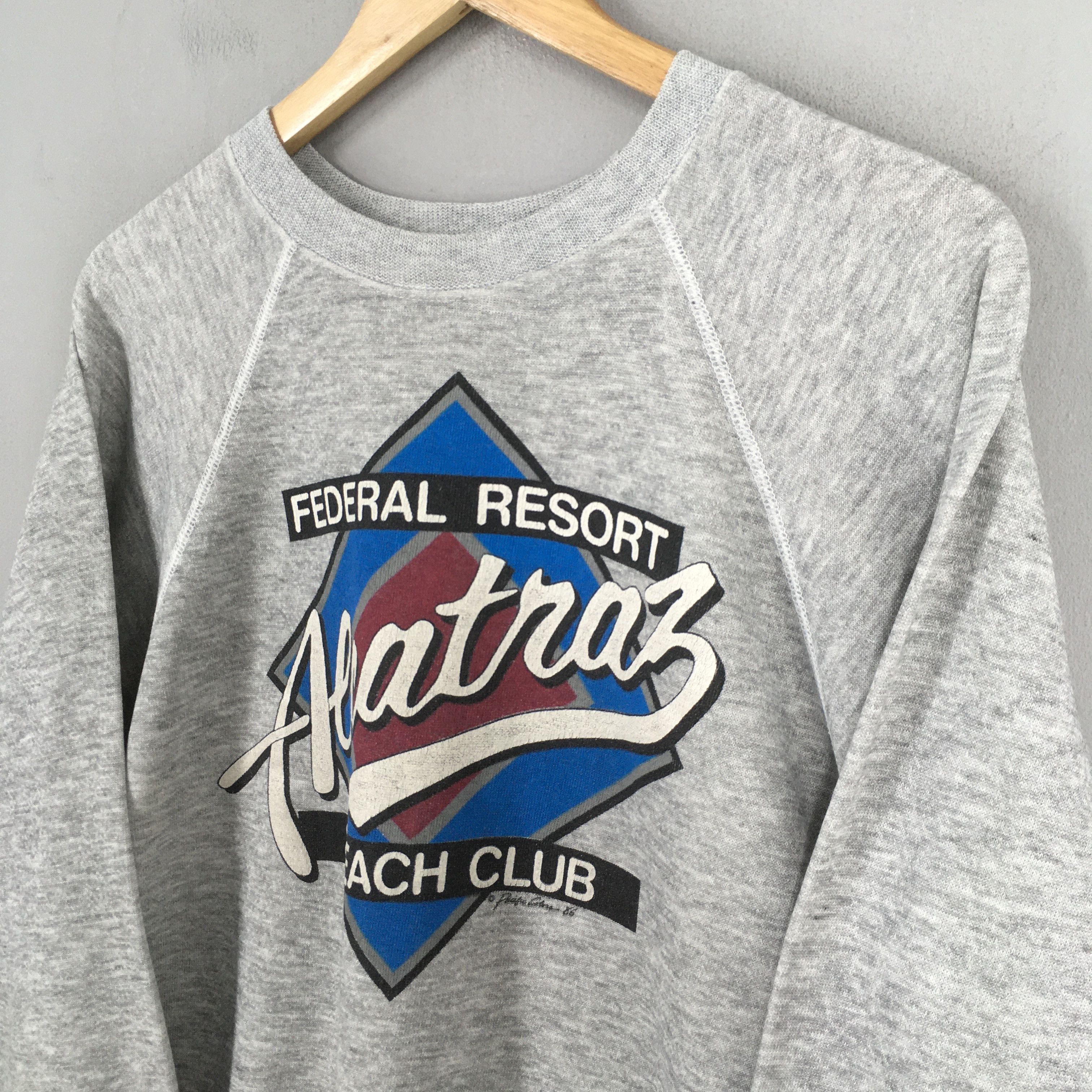 Hanes × Vintage Vintage Alcatraz Beach Club Sweatshirt Large Size US L / EU 52-54 / 3 - 3 Thumbnail