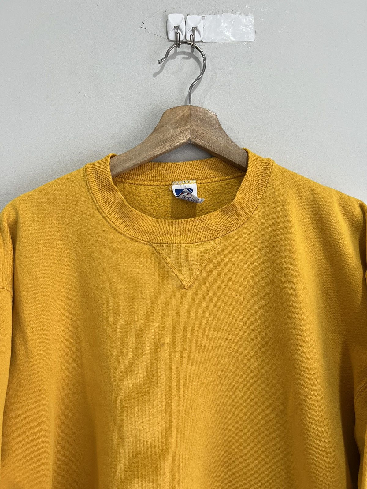 Russell Athletic Vtg Russell Athletic Blank Sweater Sweatshirt Size US L / EU 52-54 / 3 - 3 Thumbnail