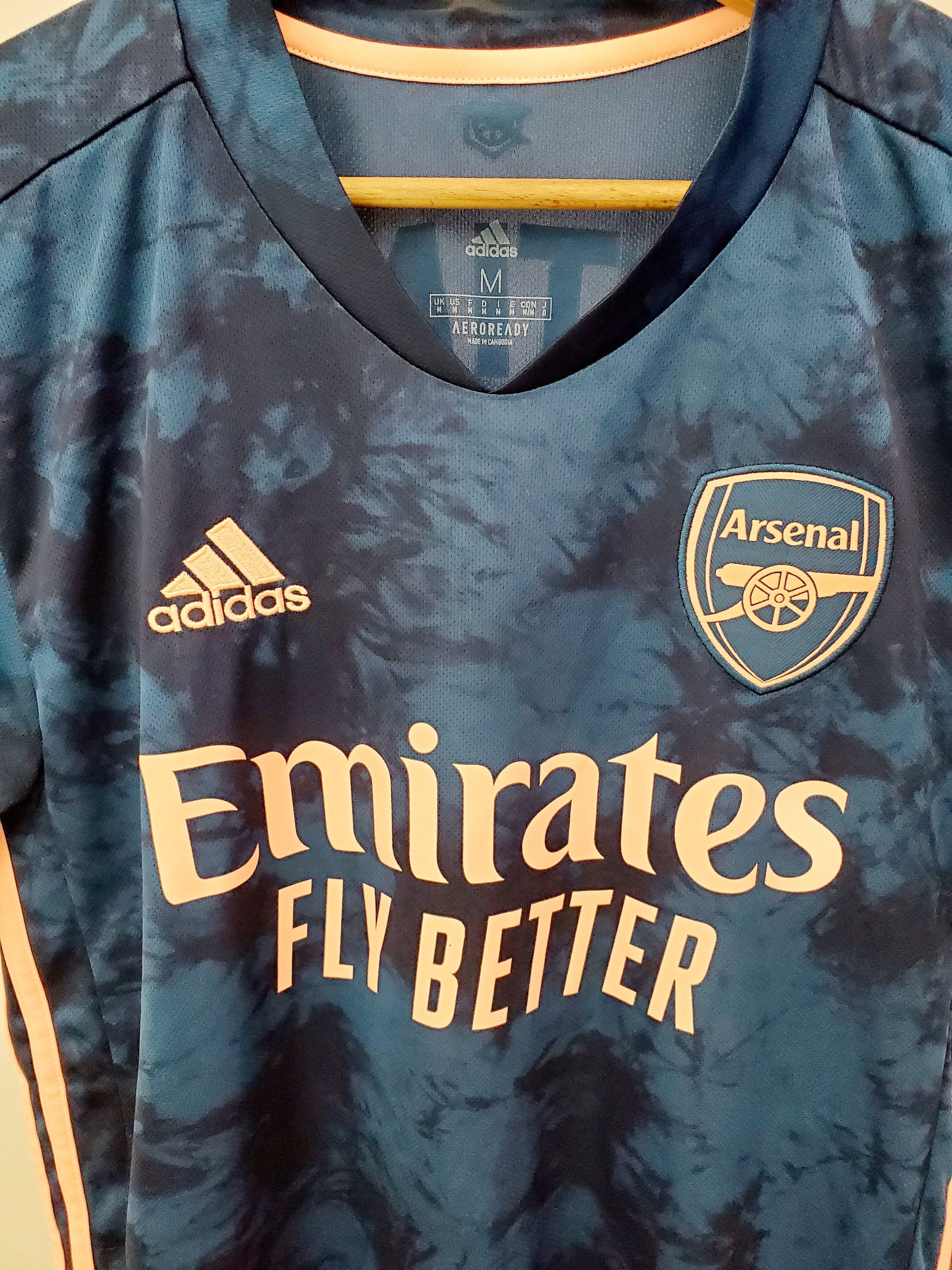 Adidas Arsenal london2020-21 Martinelli #35 soccer jersey size M Size US M / EU 48-50 / 2 - 3 Thumbnail