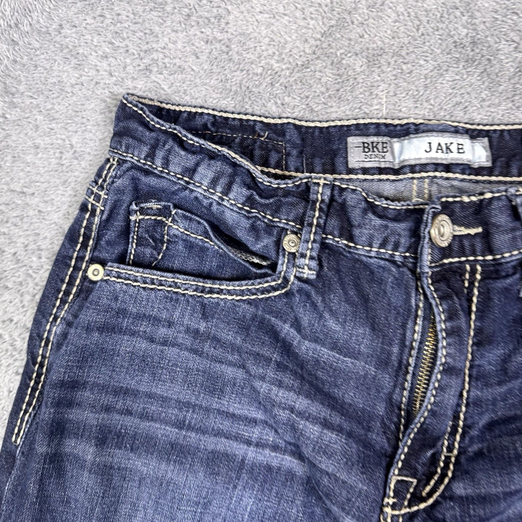 Vintage BKE Jake Jeans Mens 32XL Blue Straight Dark Wash Mid Rise Whisker Stretch Denim Jeans 5-Pocket Regular Inseam 34in Size US 32 / EU 48 - 4 Thumbnail