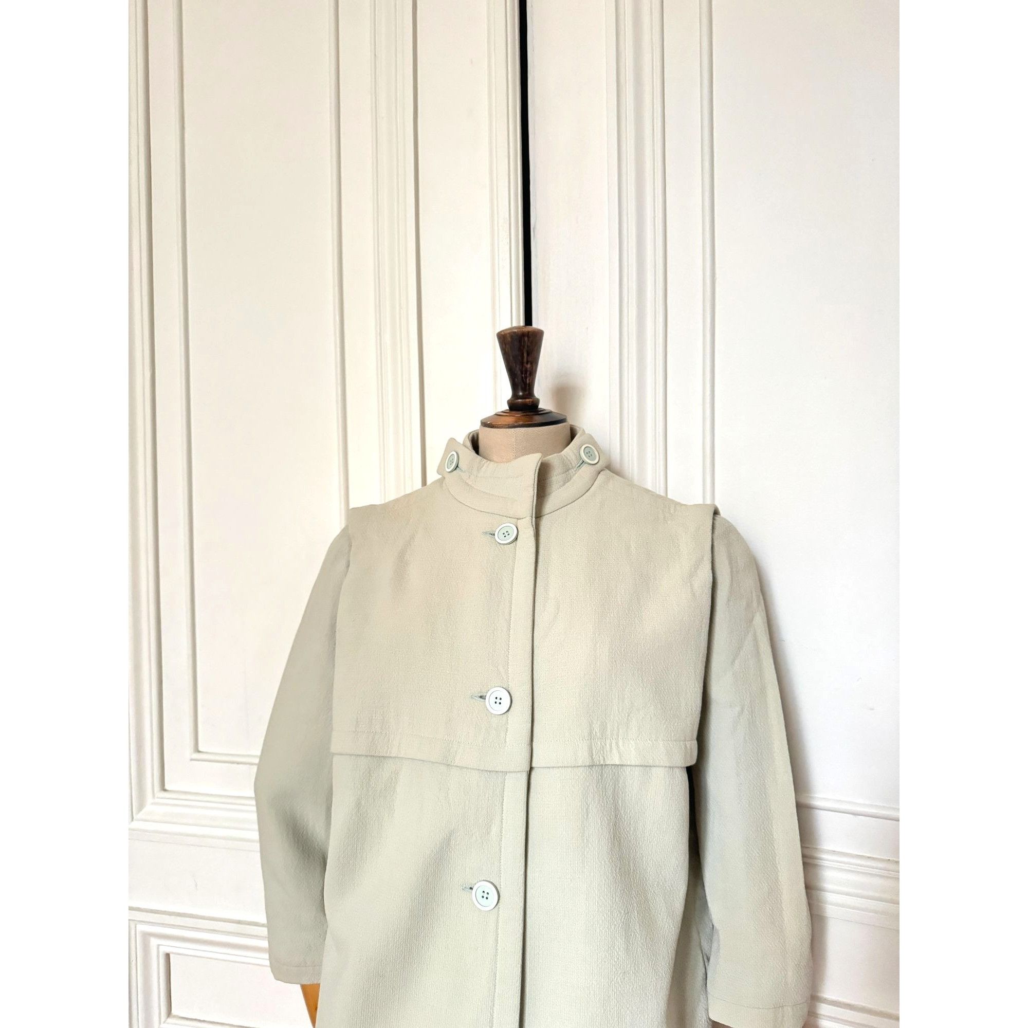 Courreges 1960s Beige-Grey Cotton Coat Size M / US 6-8 / IT 42-44 - 2 Thumbnail