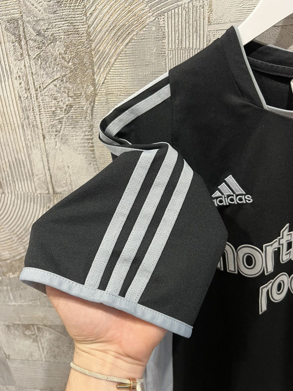 Adidas × Vintage New Castle Adidas vintage 2003 football jersey streetwear Size US M / EU 48-50 / 2 - 6 Thumbnail