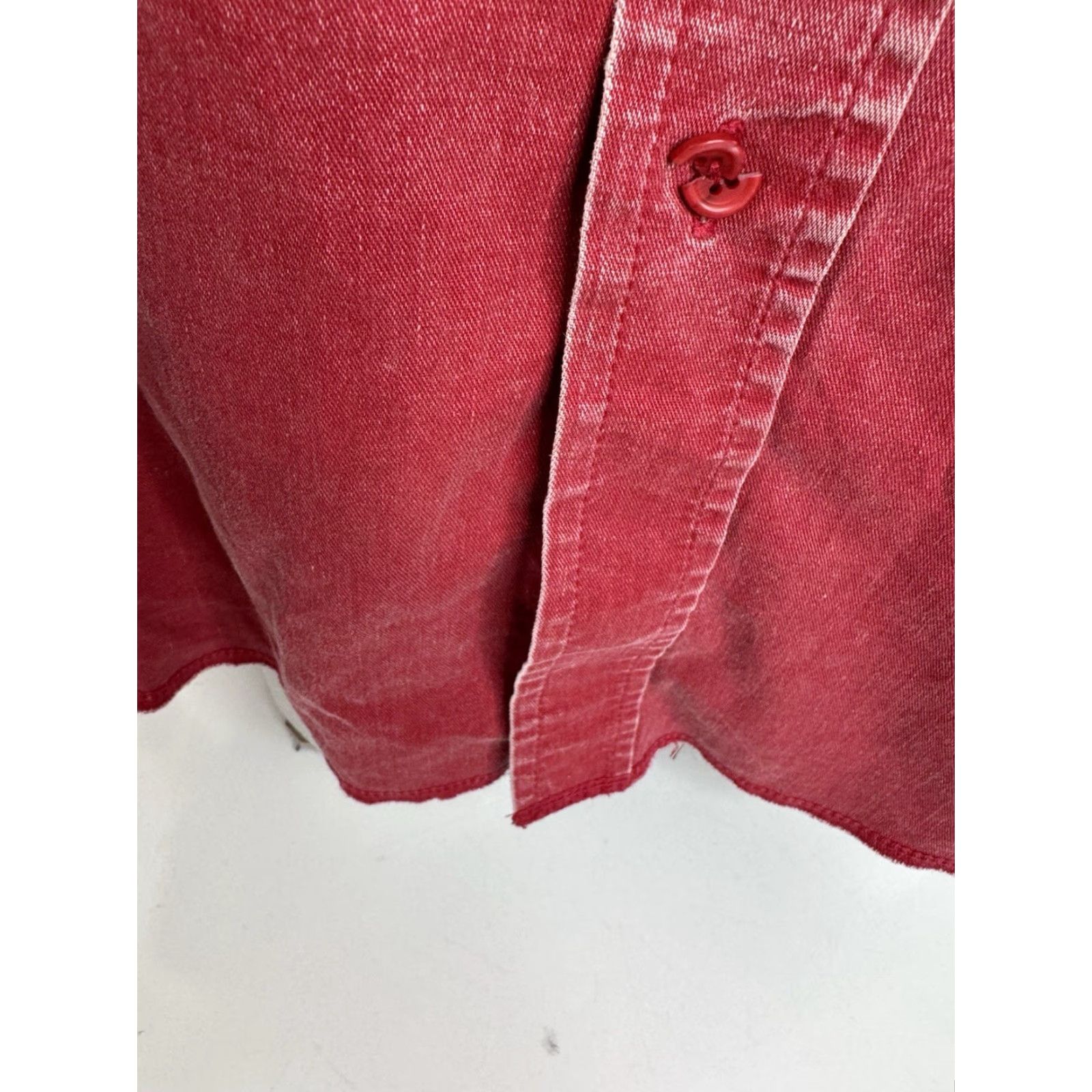 Wrangler WRANGLER Shirt Mens 16 35 Brush Popper Distressed Heavy Duty Vintage Red Long Sleeve Button-Up 1970s 90s Size US L / EU 52-54 / 3 - 4 Thumbnail