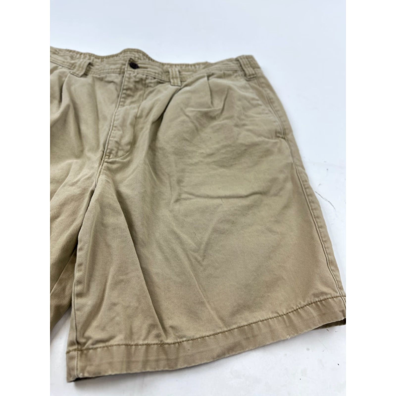 Eddie Bauer Eddie Bauer Shorts Mens 42 Beige Chino 8" Inseam Mid Rise Pleated Stretch Outdoor Size US 42 / EU 58 - 5 Thumbnail
