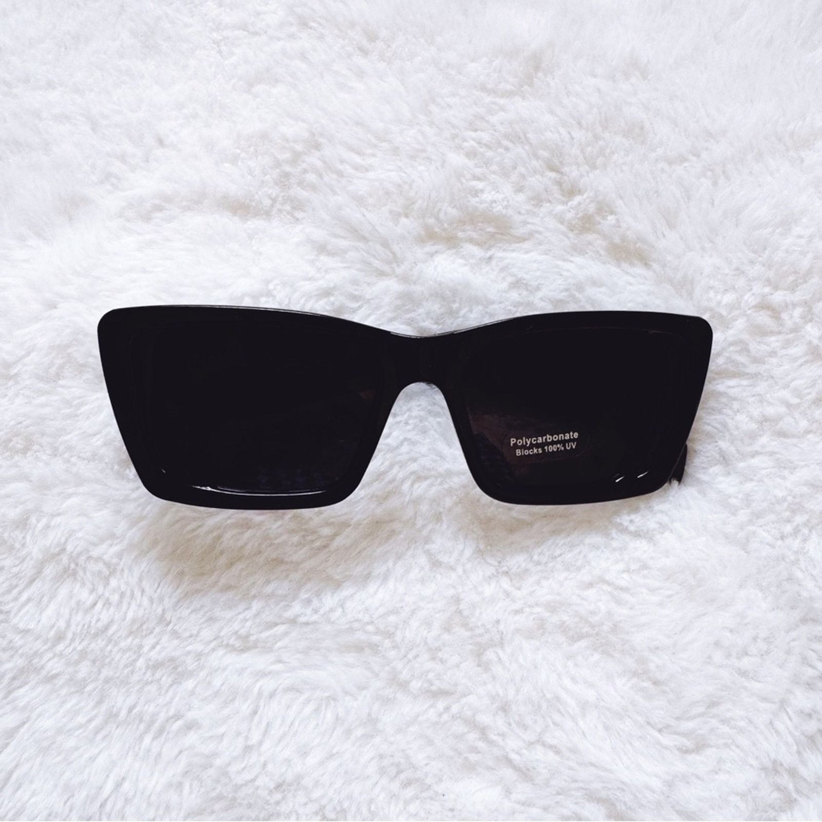 Other Lily Black Rectangular Sunglasses Size ONE SIZE - 1 Thumbnail