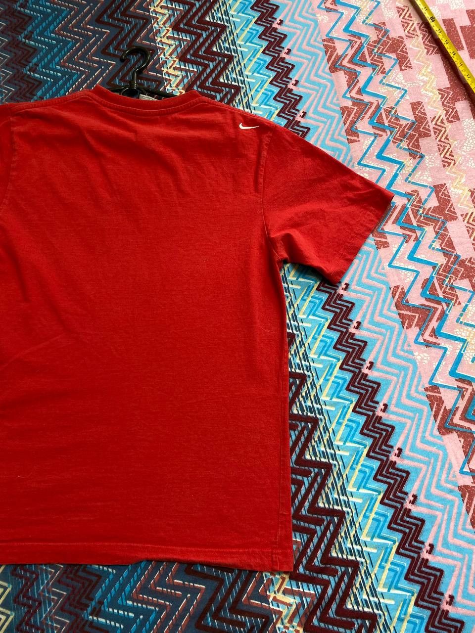 Nike Streetwear red T-Shirt Nike logo print Crazy Y2K Vintage Size US M / EU 48-50 / 2 - 18 Thumbnail