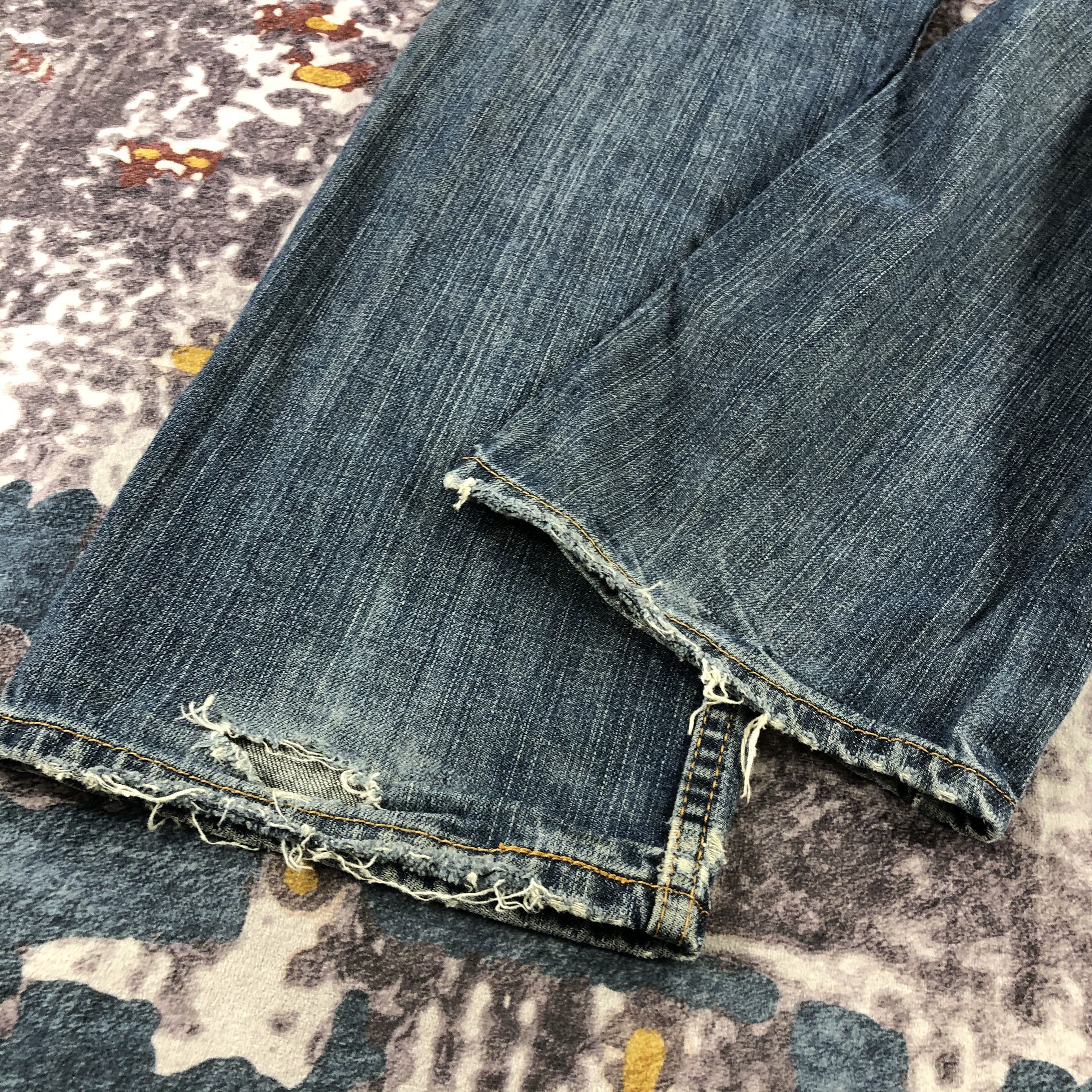 Levi's × Vintage Vintage Blue Wash Levis 559 Jeans-JM2987 Size US 33 - 4 Thumbnail