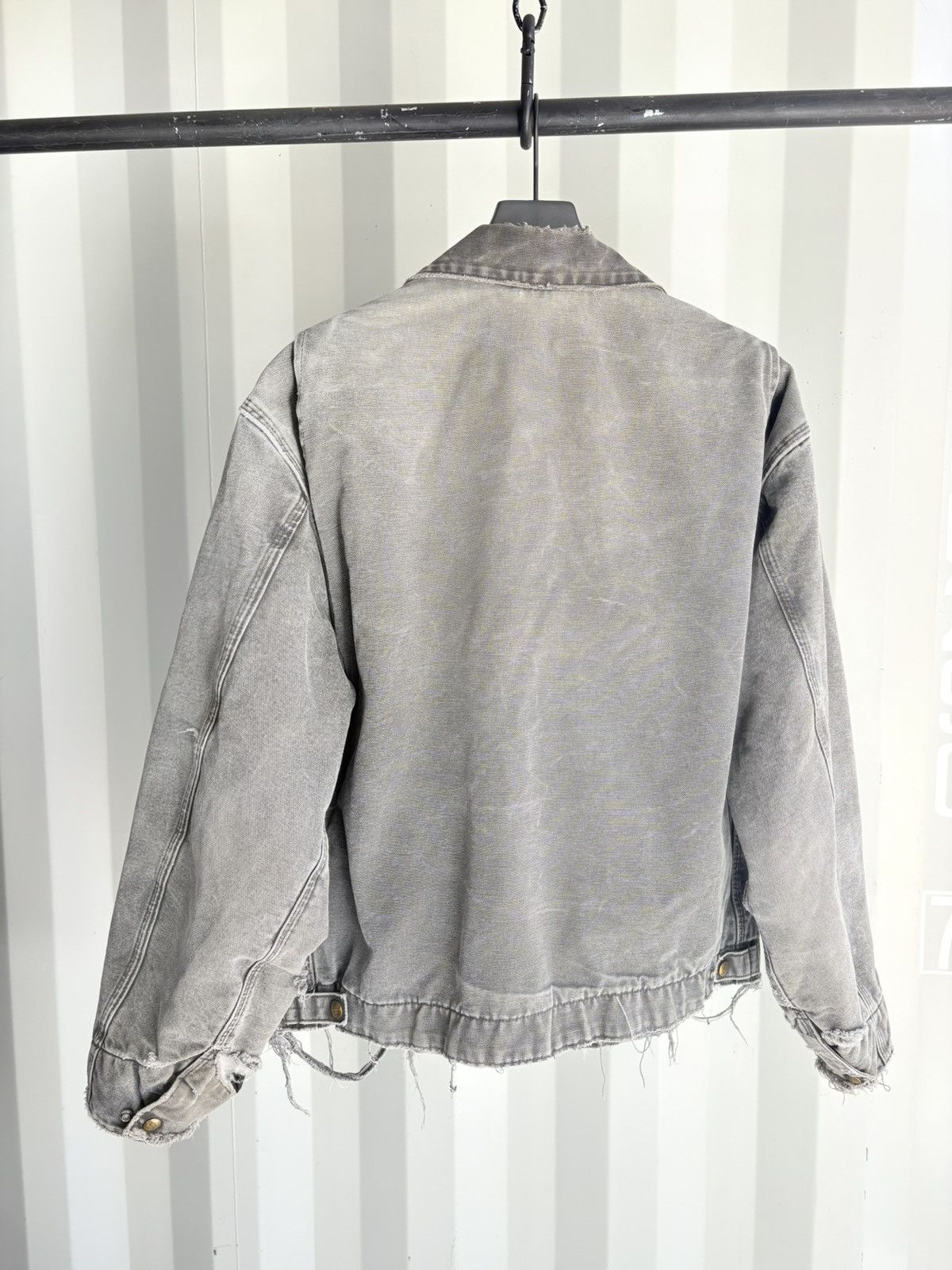 Carhartt Vintage Carhartt Detroit Faded Thrashed Jacket ERD GRUNGE Size US XL / EU 56 / 4 - 6 Thumbnail