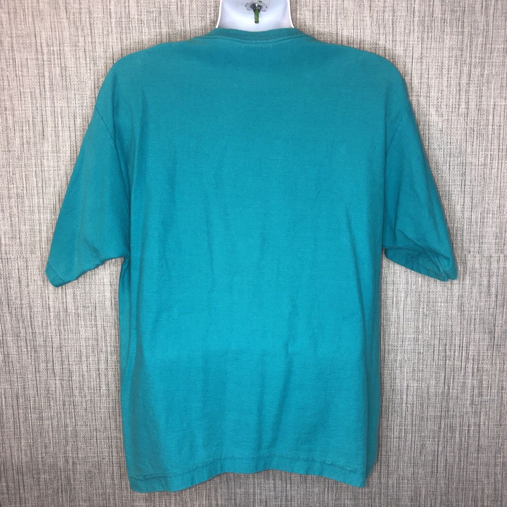 Vintage VINTAGE Thick T-Shirt USA Mens L Blue Short Sleeve Solid Todays News USA 80s? Wait no. Hmm. Size US L / EU 52-54 / 3 - 2 Thumbnail