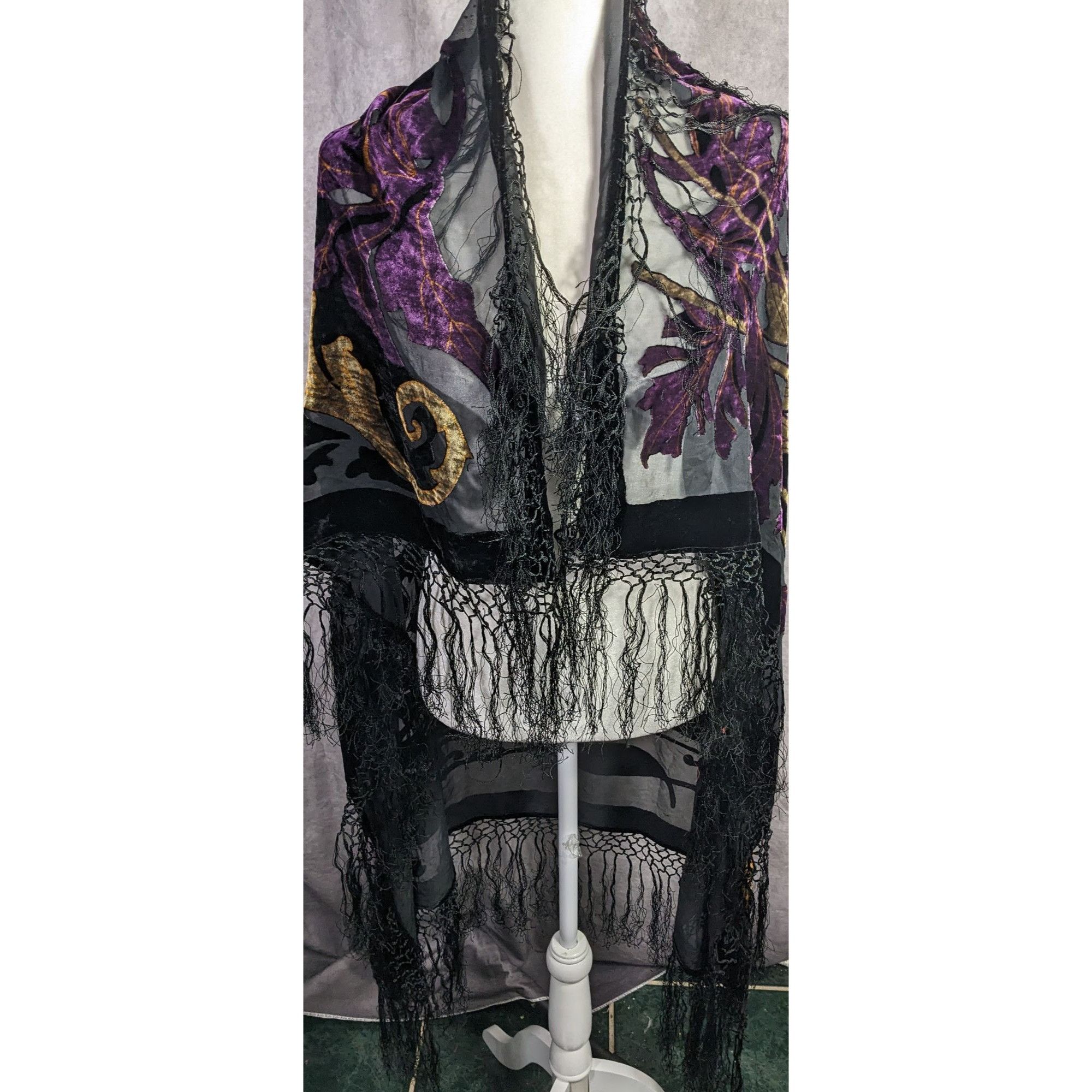 Other Vintage Burnt Velvet Shawl With Gold & Purple Floral Design Size ONE SIZE - 7 Thumbnail