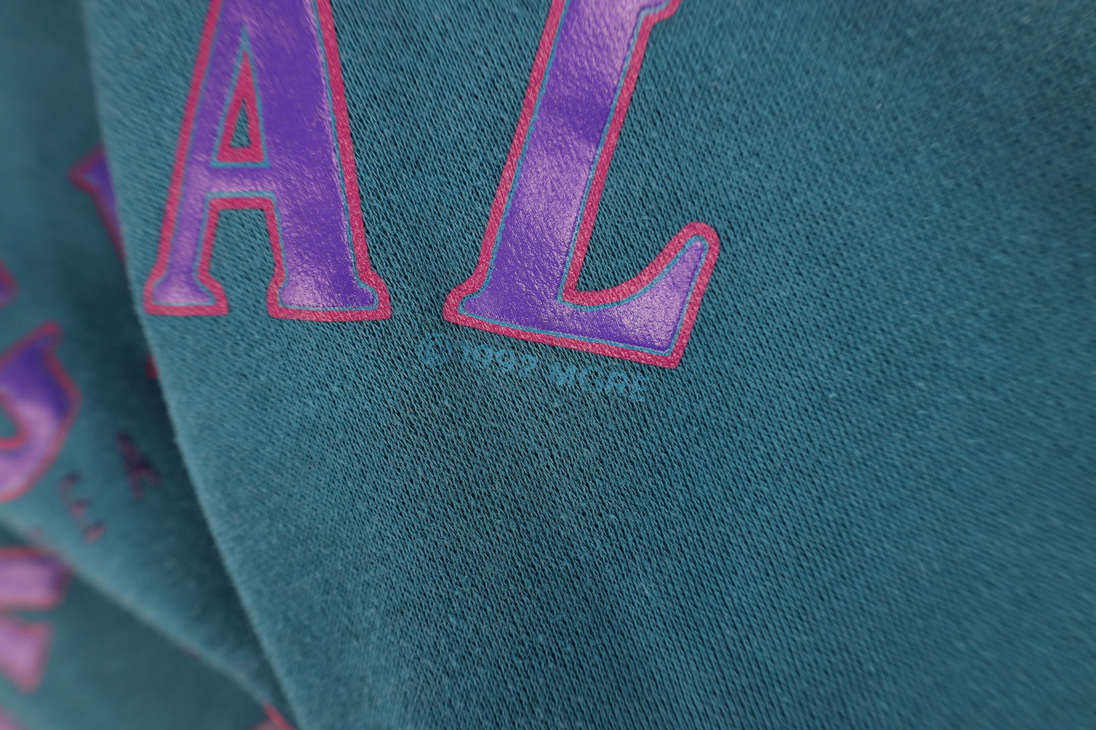 Vintage Vintage 90s IOU Surfing Skateboard Pullover Sweatshirt Size US M / EU 48-50 / 2 - 6 Thumbnail