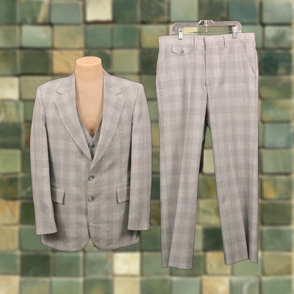Vintage VINTAGE 70s Leisure Suit Mens Jacket Pants 3 PC Grey Polyester Plaid 1970s Disco Size M Size 40R - 1 Thumbnail