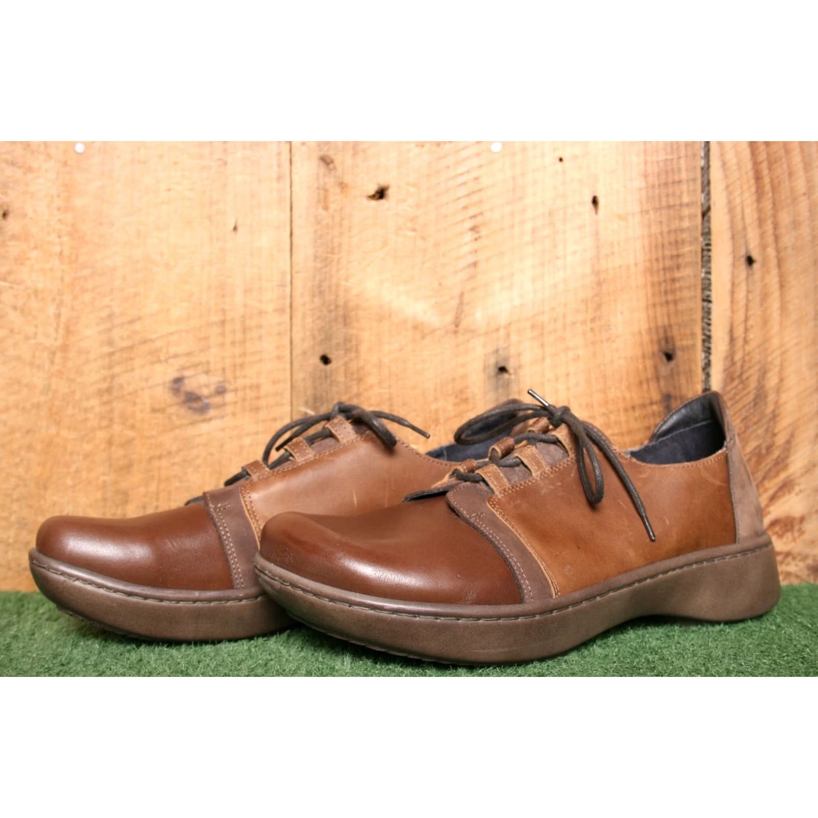 Vintage NAOT Riviera Brown Leather Oxford Womens US 10 EUR 41 Casual Lace Up Shoes Size ONE SIZE - 2 Thumbnail