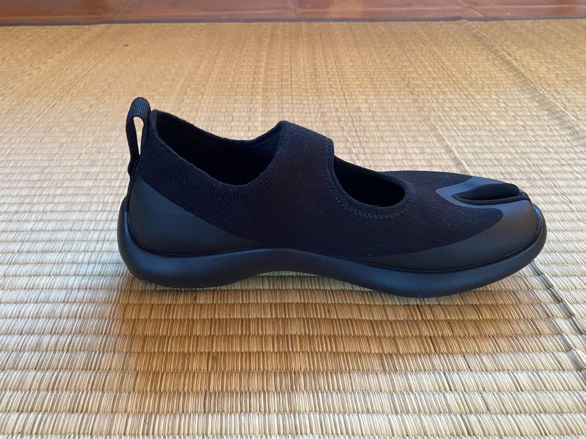 Tabi Footwear Tabi Sandal Women - Black Size US 6 / IT 36 - 2 Thumbnail