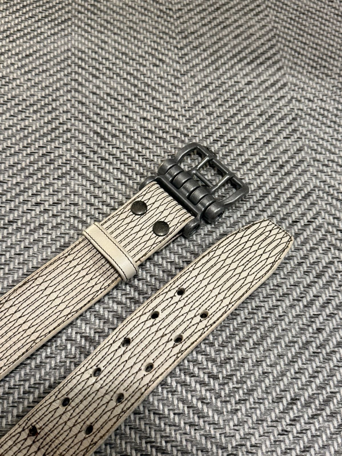 Oakley OAKLEY VINTAGE OLD METAL BELT BEIGE ICON Size ONE SIZE - 4 Thumbnail