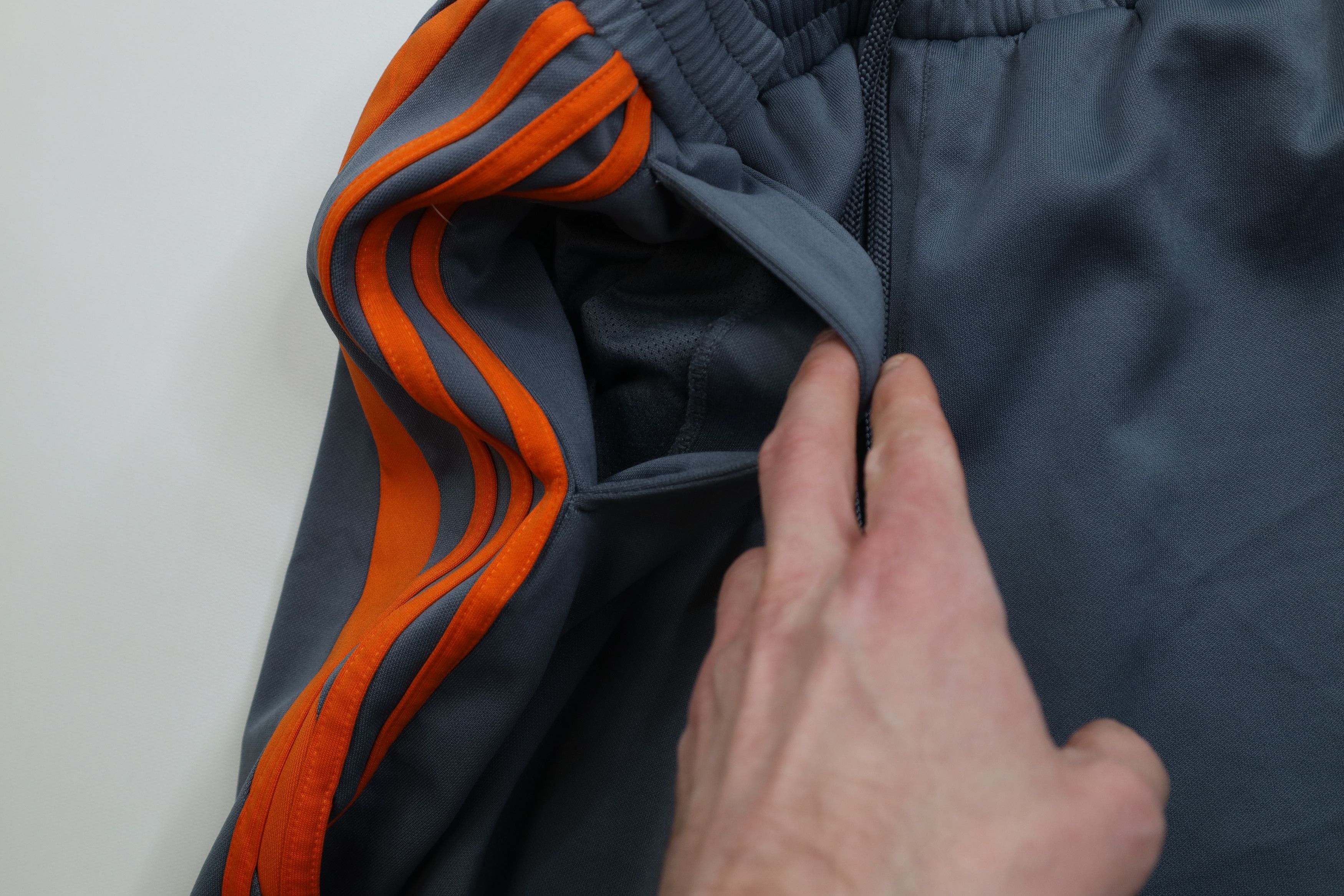 Adidas Vintage Adidas Striped Wide Leg Sweatpants Pants Gray Orange Size US 36 / EU 52 - 9 Thumbnail