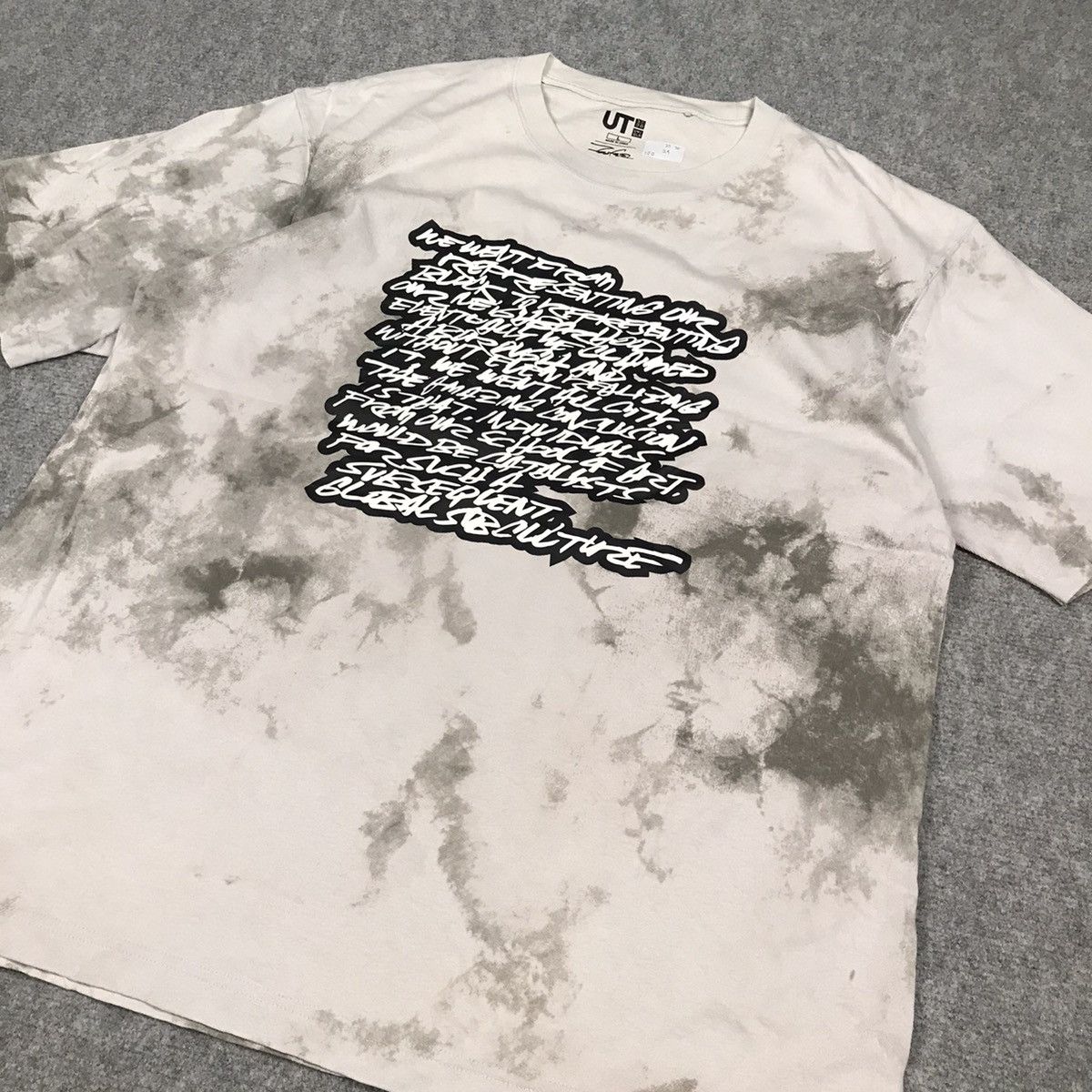 FUTURA X UNIQLO TSHIRT