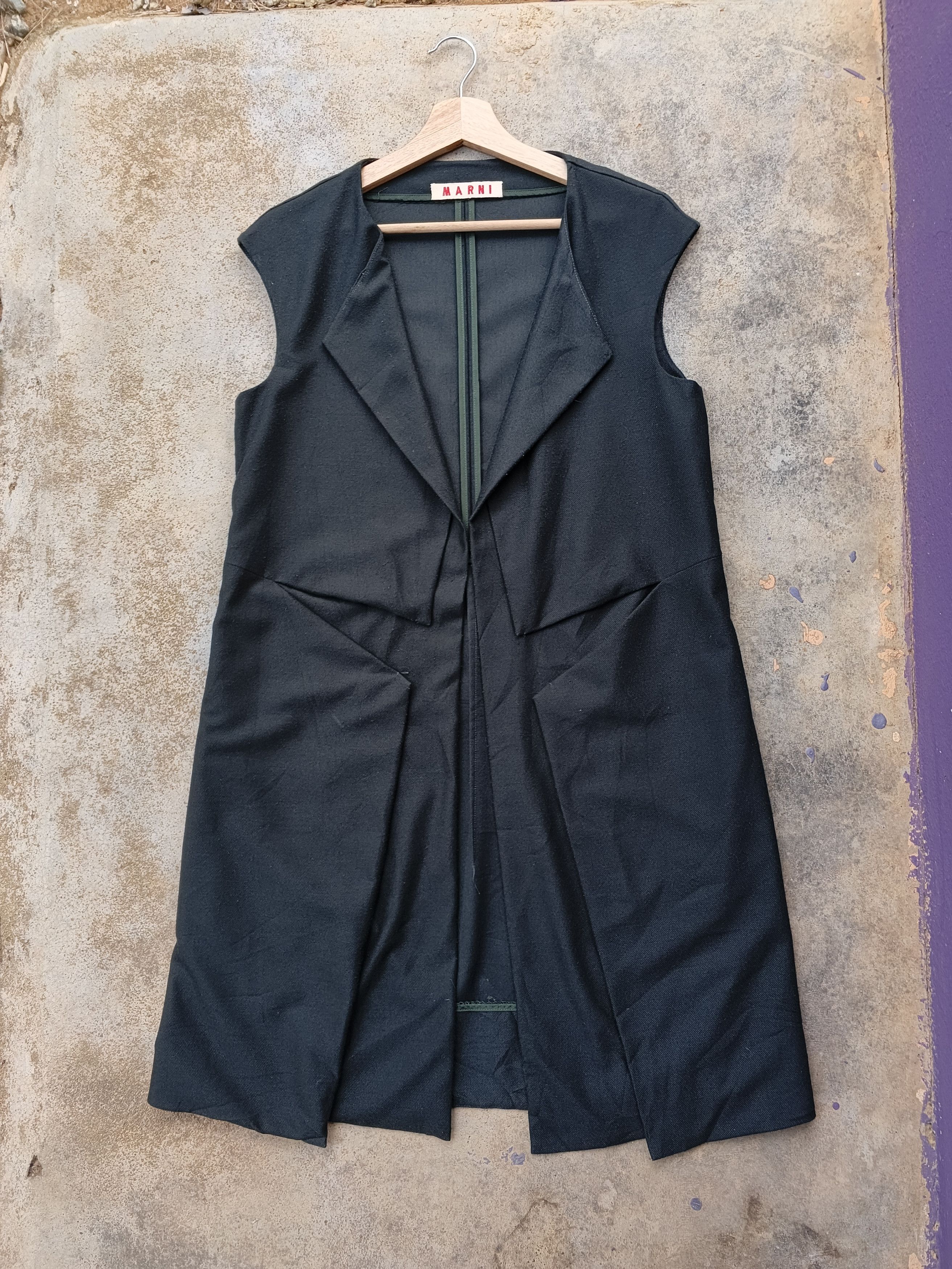 Marni Marni sleeveless Wool long jacket Size M / US 6-8 / IT 42-44 - 4 Thumbnail