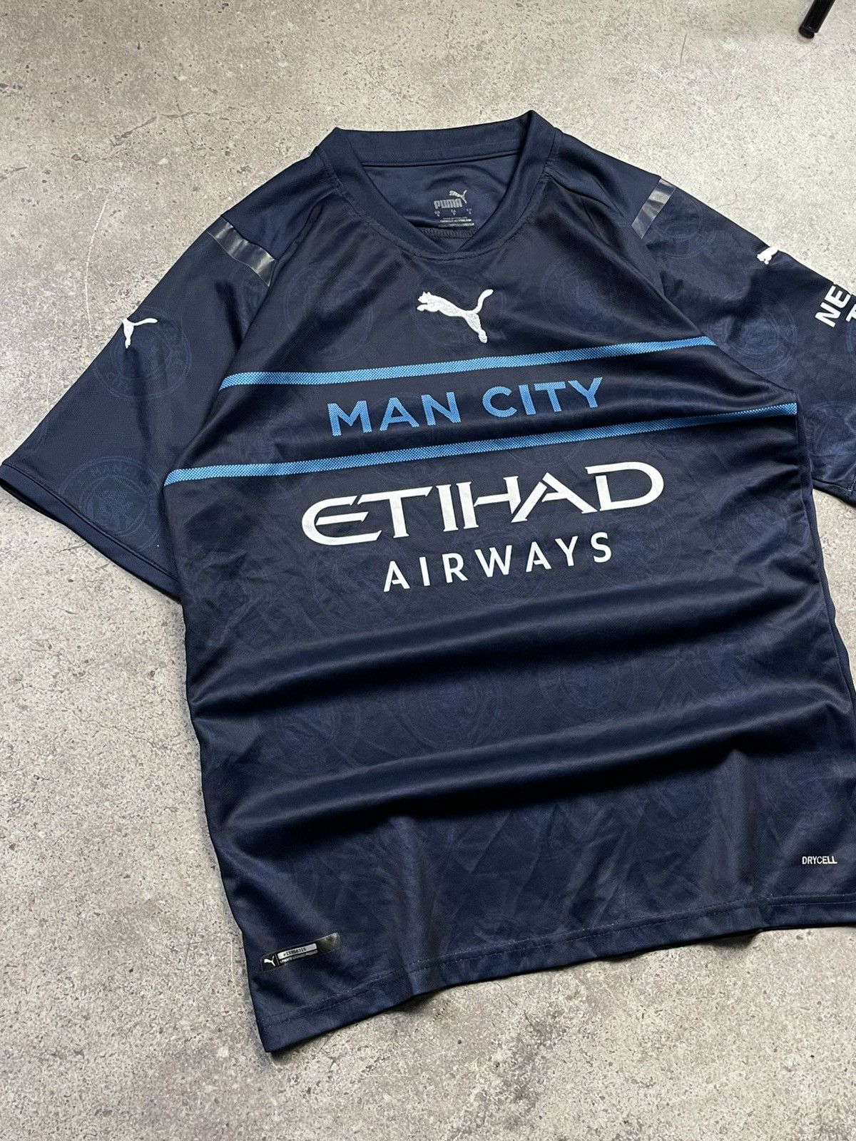Puma Manchester City 2021/22 away kit Size US S / EU 44-46 / 1 - 3 Thumbnail