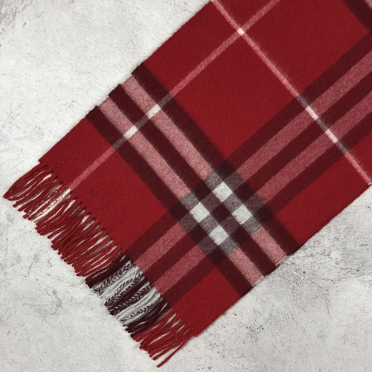 Burberry Burberry Cashmere Scarf Red Nova Check Size ONE SIZE - 14 Thumbnail