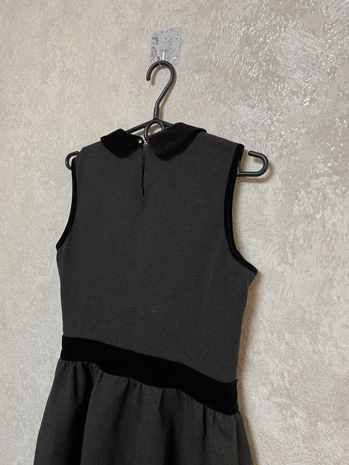 RED Valentino Valentino rare dress with velour elements Size L / US 10 / IT 46 - 6 Thumbnail