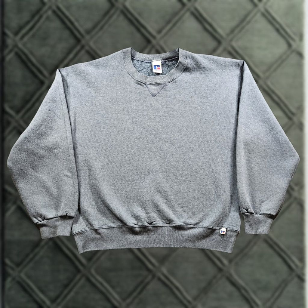 Russell Athletic VINTAGE Russell Athletic Sweatshirt Crew Neck Blue 90s Mens L Distressed Cotton Fleece Pullover Standalone Size L Size US L / EU 52-54 / 3 - 1 Thumbnail