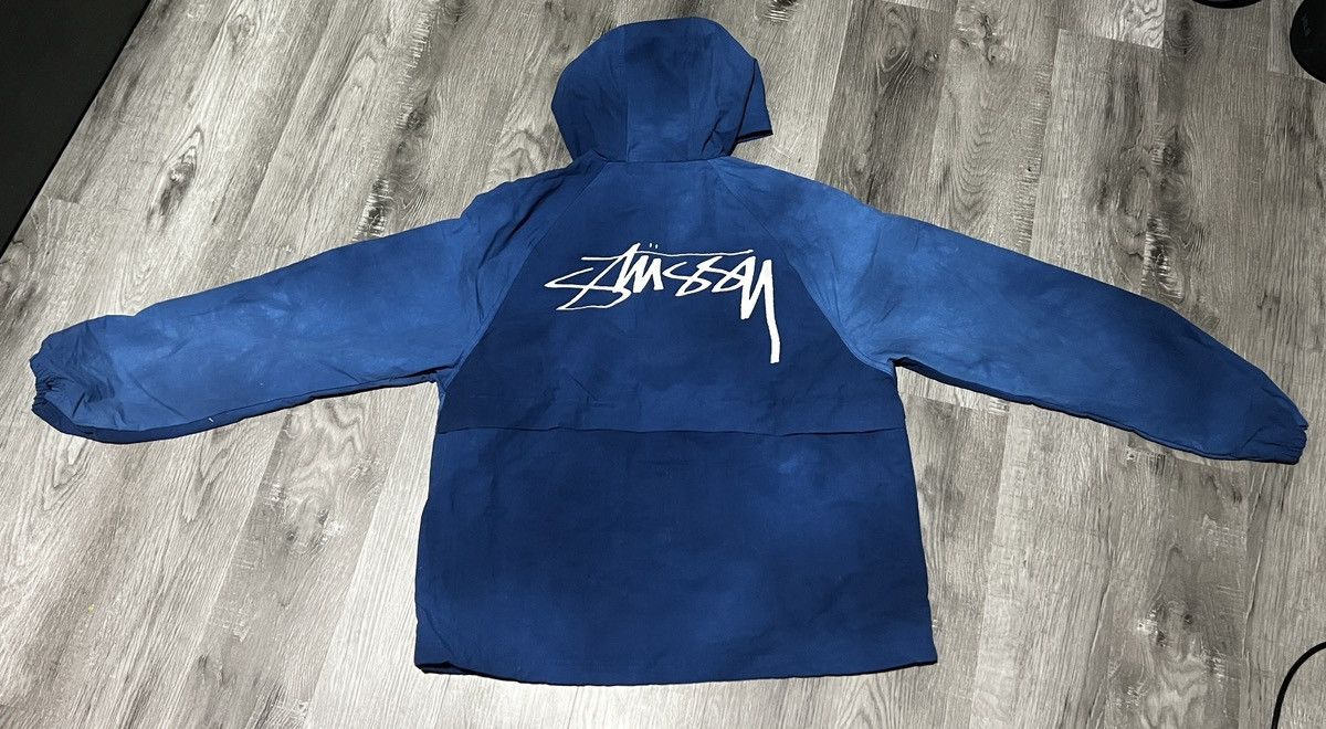 Stussy Stussy Wave Dye Beach Shell Jacket - Blue | Grailed