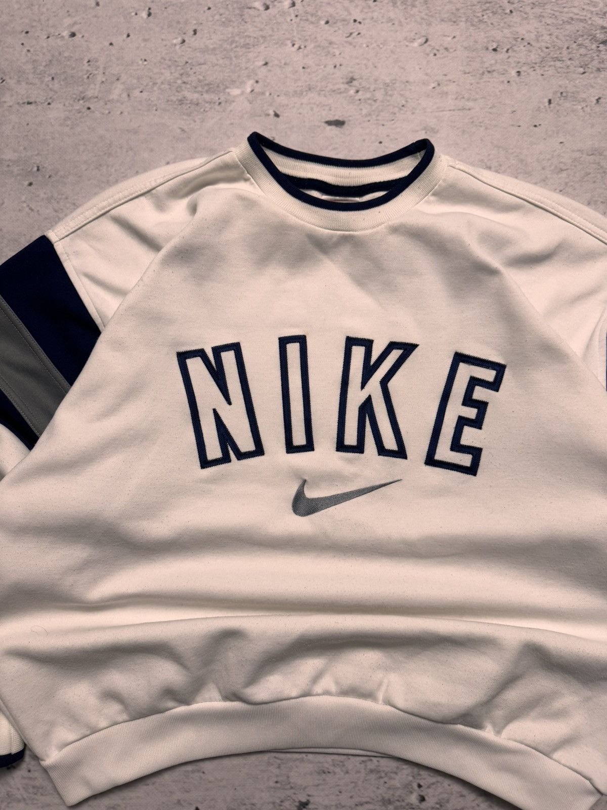 Nike × Vintage NIKE VINTAGE CENTER LOGO OVERSIZE BOXY SWEATSHIRT Size US M / EU 48-50 / 2 - 3 Thumbnail