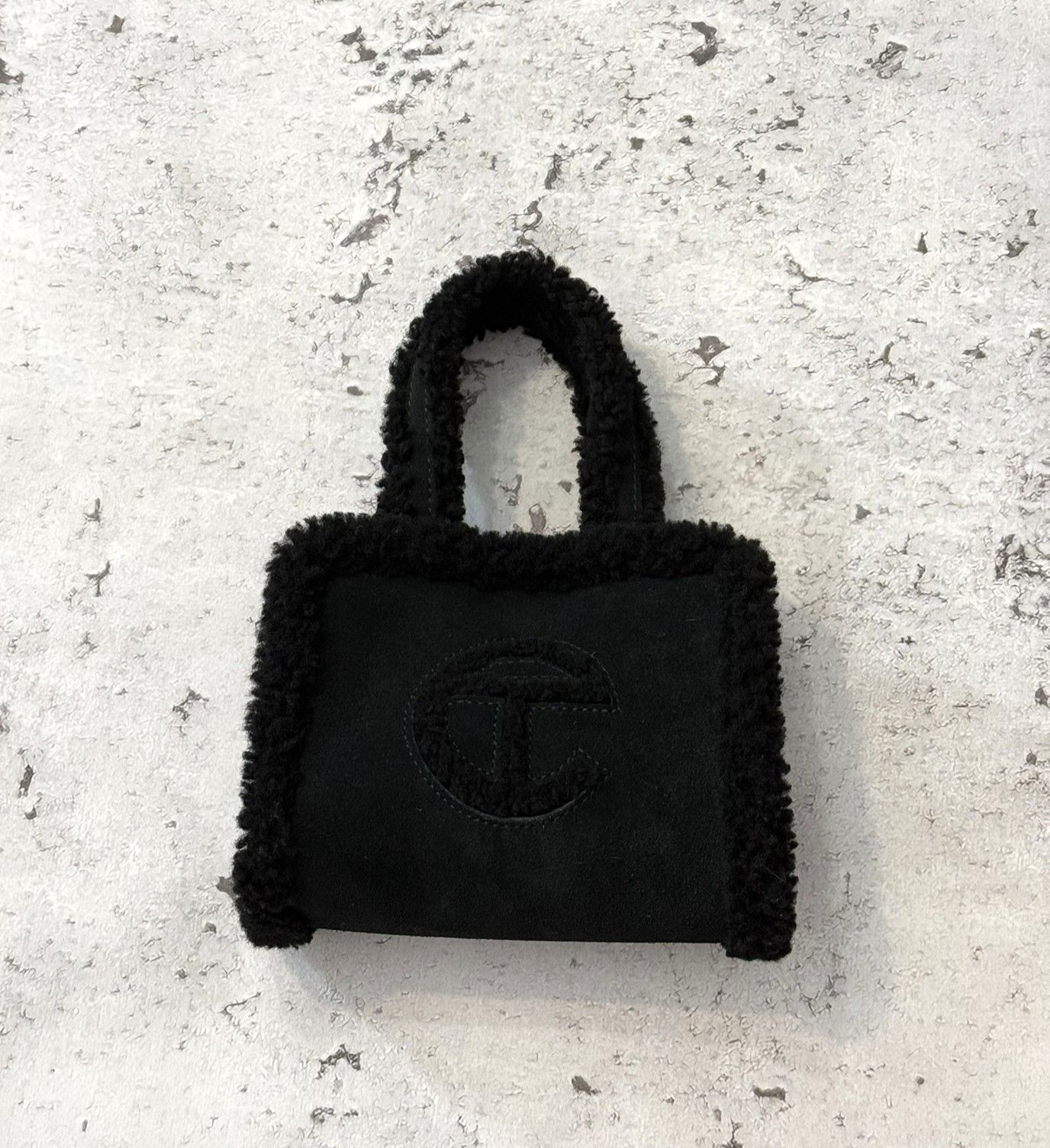 Telfar × Ugg UGG X TELFAR SMALL SHOPPER SUEDE BLACK Size ONE SIZE - 1 Thumbnail